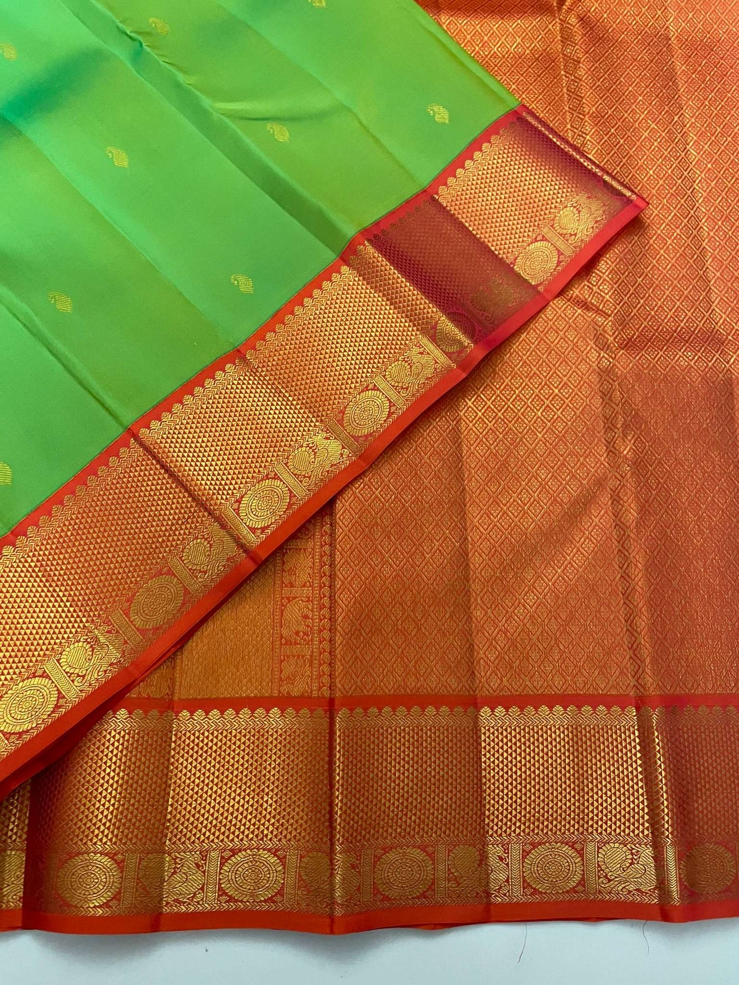 Kanchivaram Silk SBE131I8-5 By SRISHTA