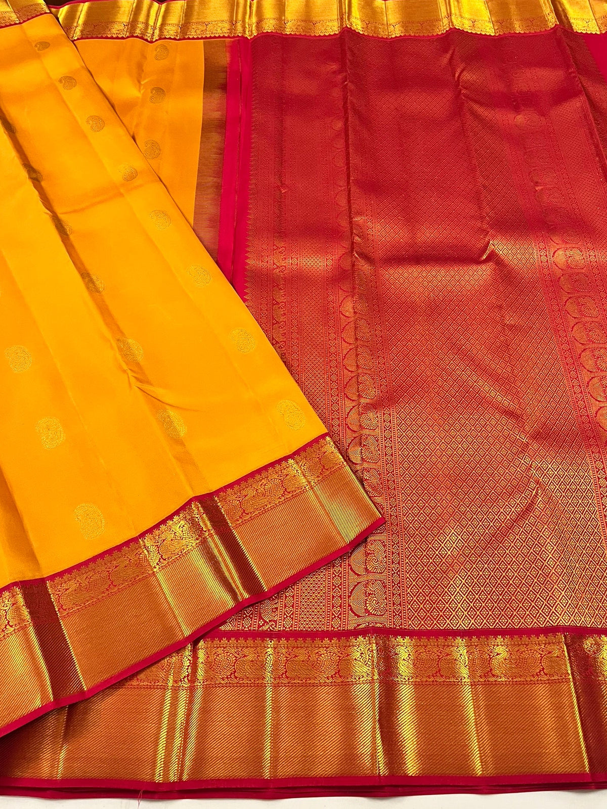 Kanchivaram Silk SBF128I3-8 By SRISHTA