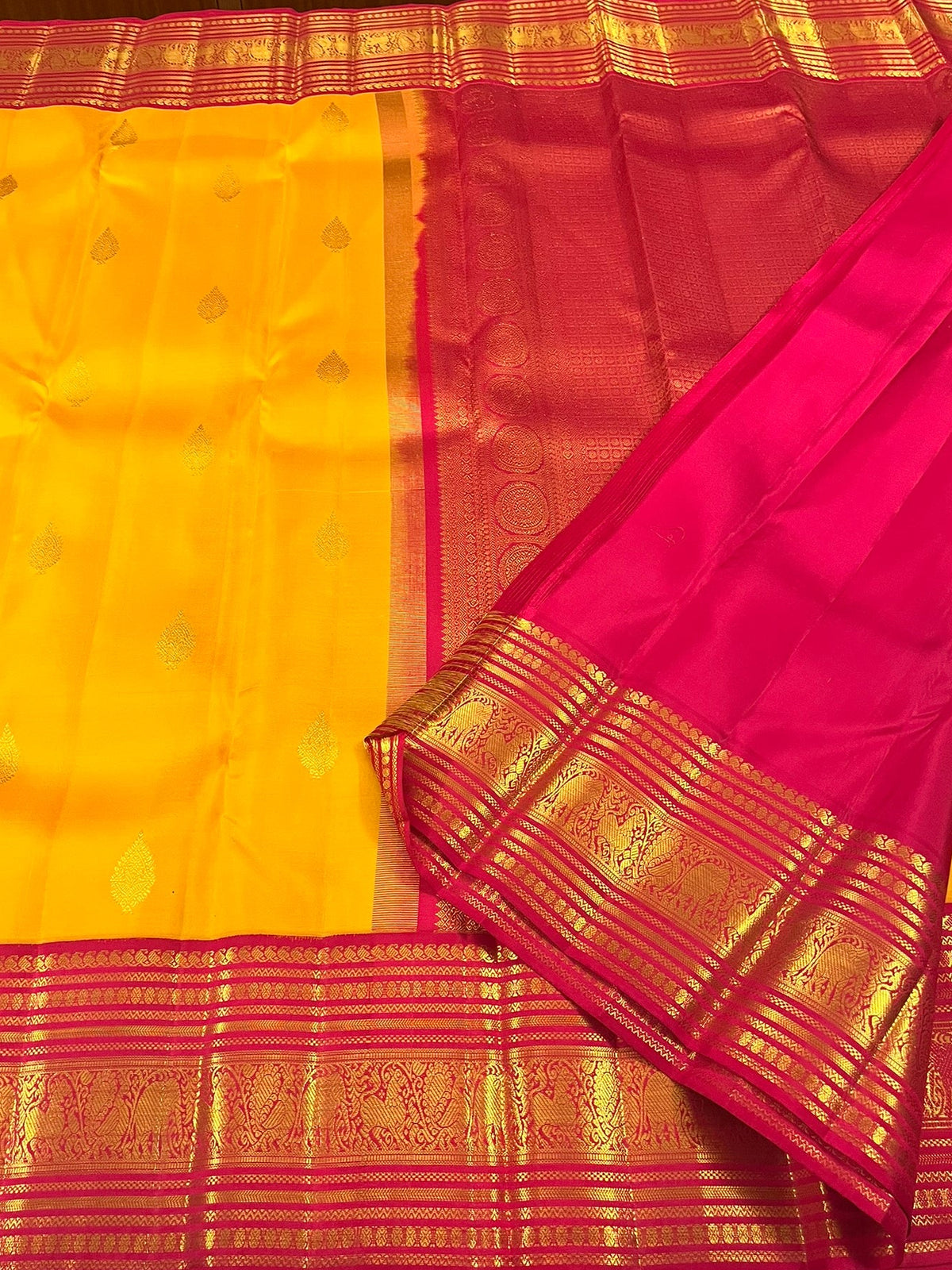 Kanchivaram Silk SBF128I3-5 By SRISHTA