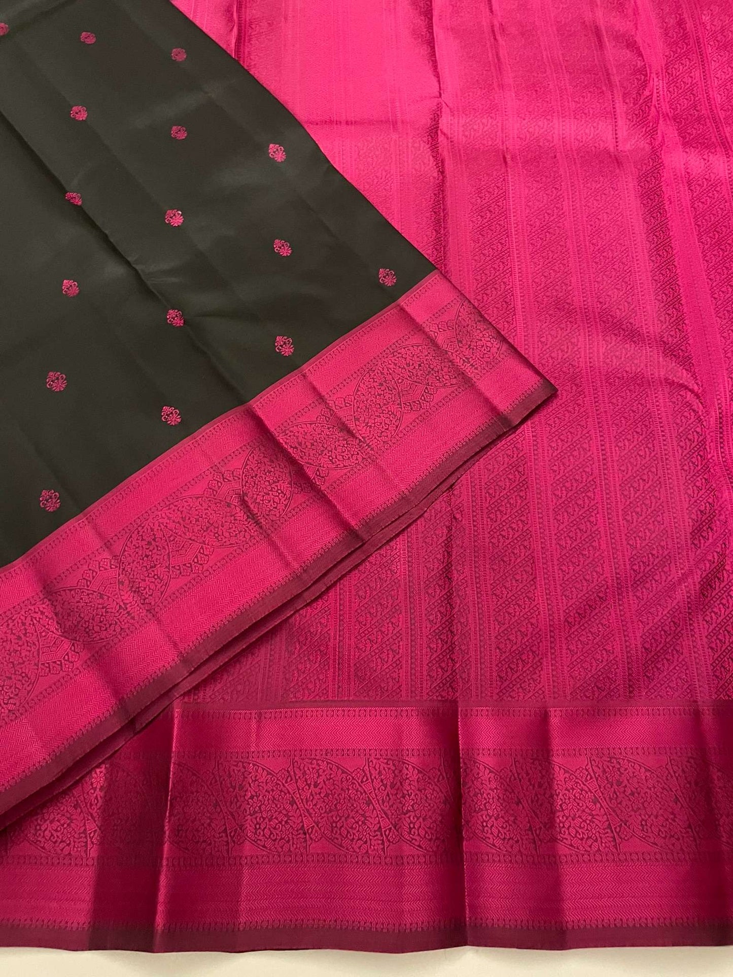 Kanchivaram Silk SBE228A27-6 By SRISHTA