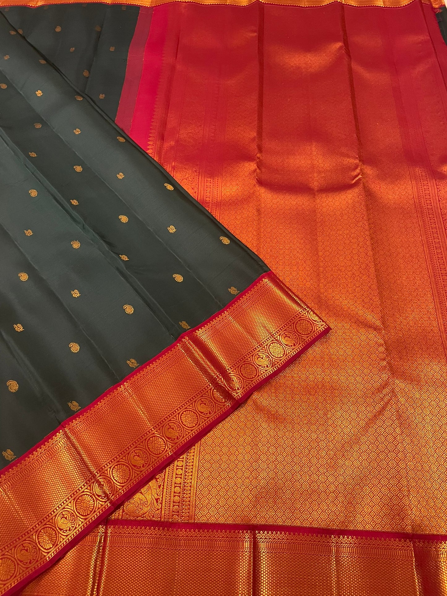 Kanchivaram Silk SBF31E25-2 By SRISHTA