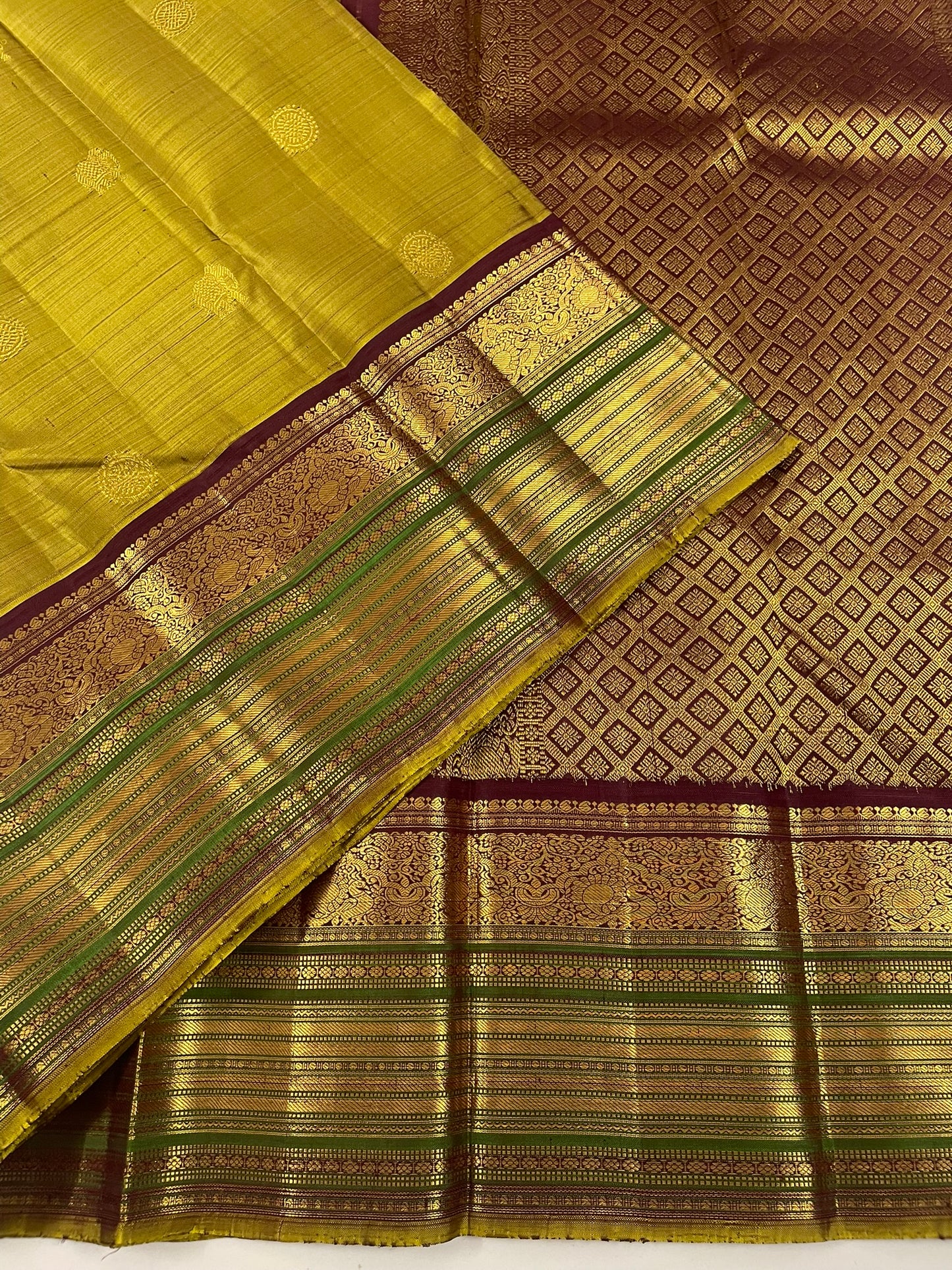 Kanchivaram Silk SBF25E2-1 By SRISHTA