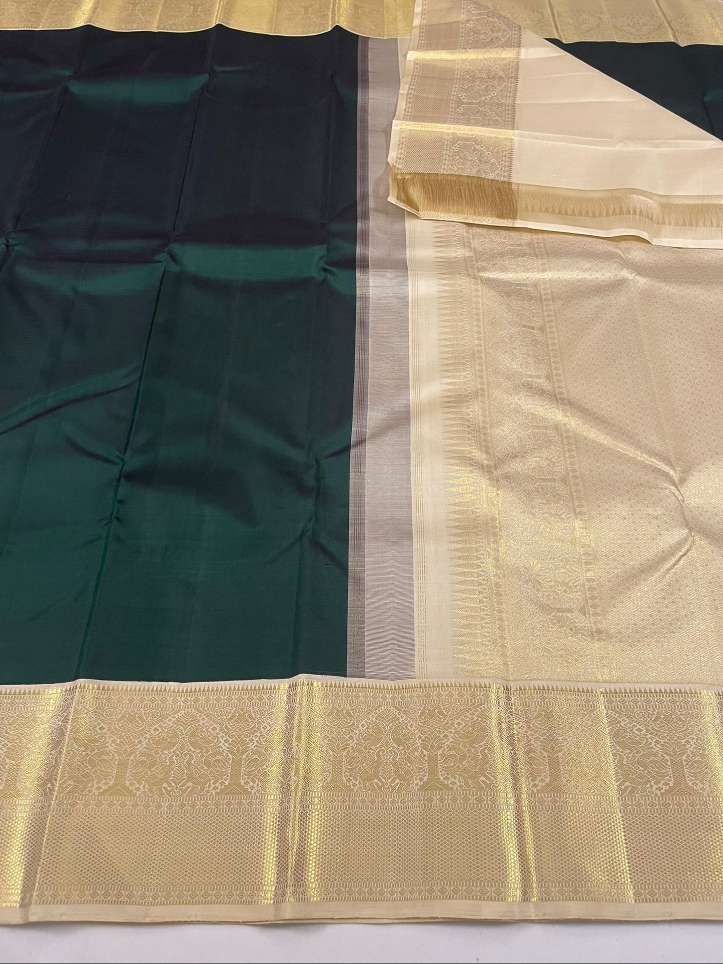 Kanchivaram Silk SBF28E5-1 By SRISHTA