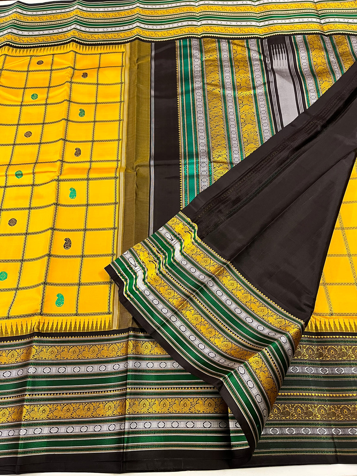Kanchivaram Silk SBF133I11-1 By SRISHTA