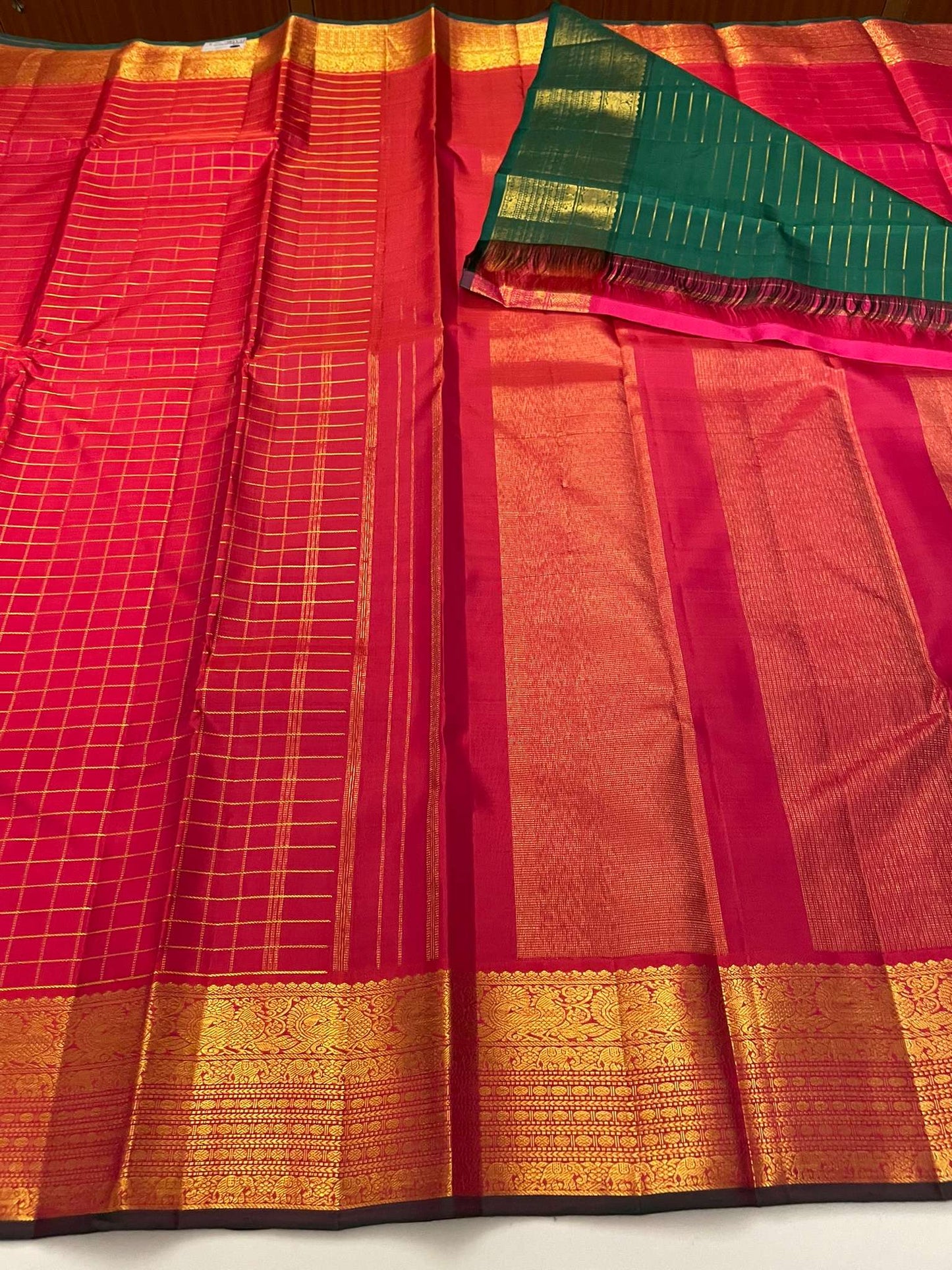 Kanchivaram Silk SBE145J5-1 By SRISHTA