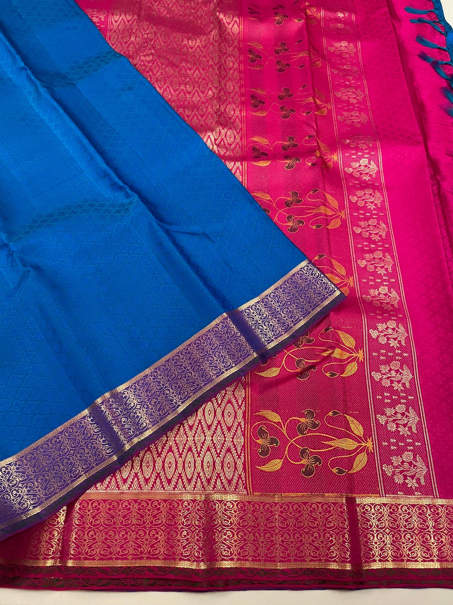 Kanchivaram Silk SBF24E5-2 By SRISHTA