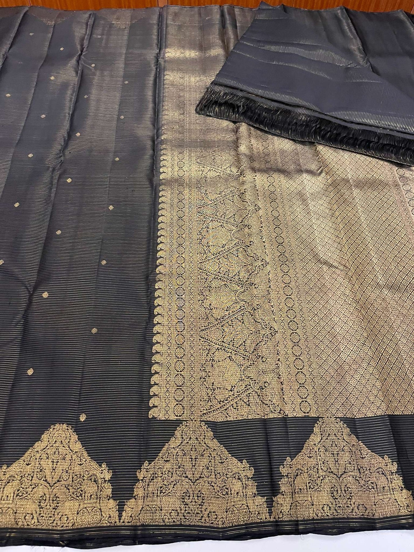 Kanchivaram Silk SBE135J11-1 By SRISHTA