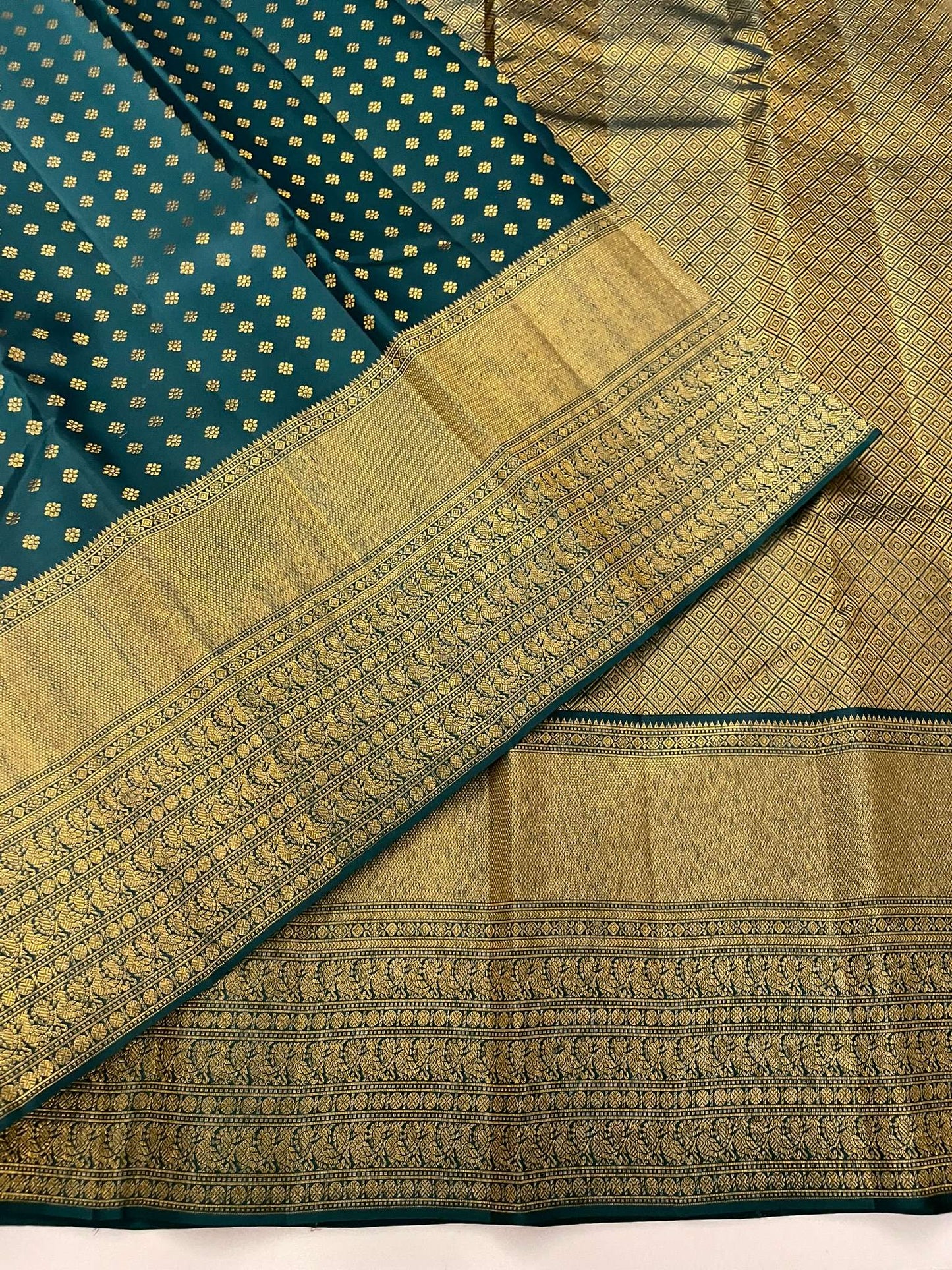 Kanchivaram Silk SBE144J15-2 By SRISHTA