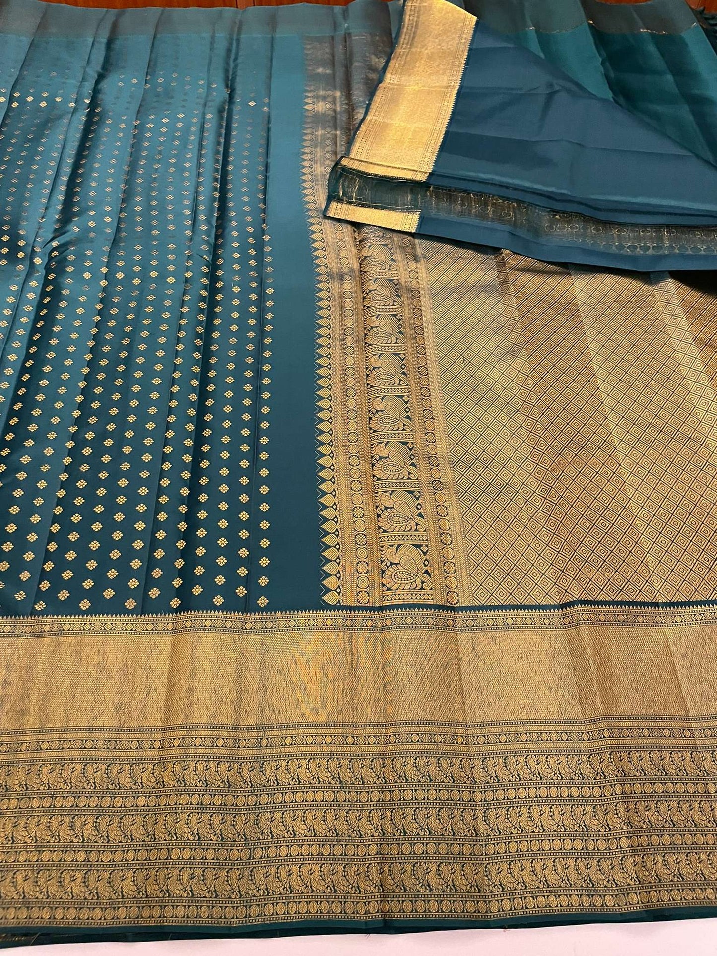 Kanchivaram Silk SBE144J15-2 By SRISHTA