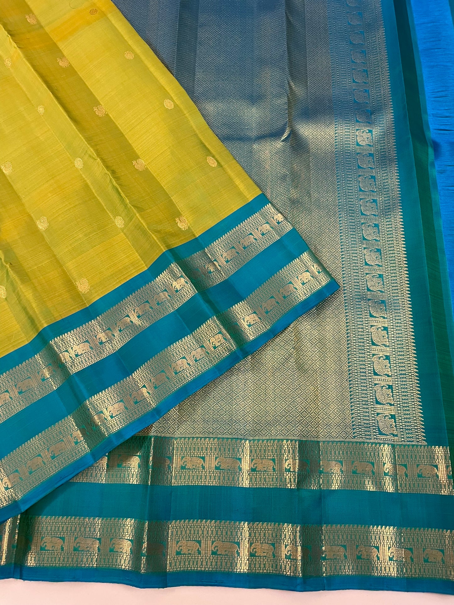 Kanchivaram Silk SBF30E8-4 By SRISHTA