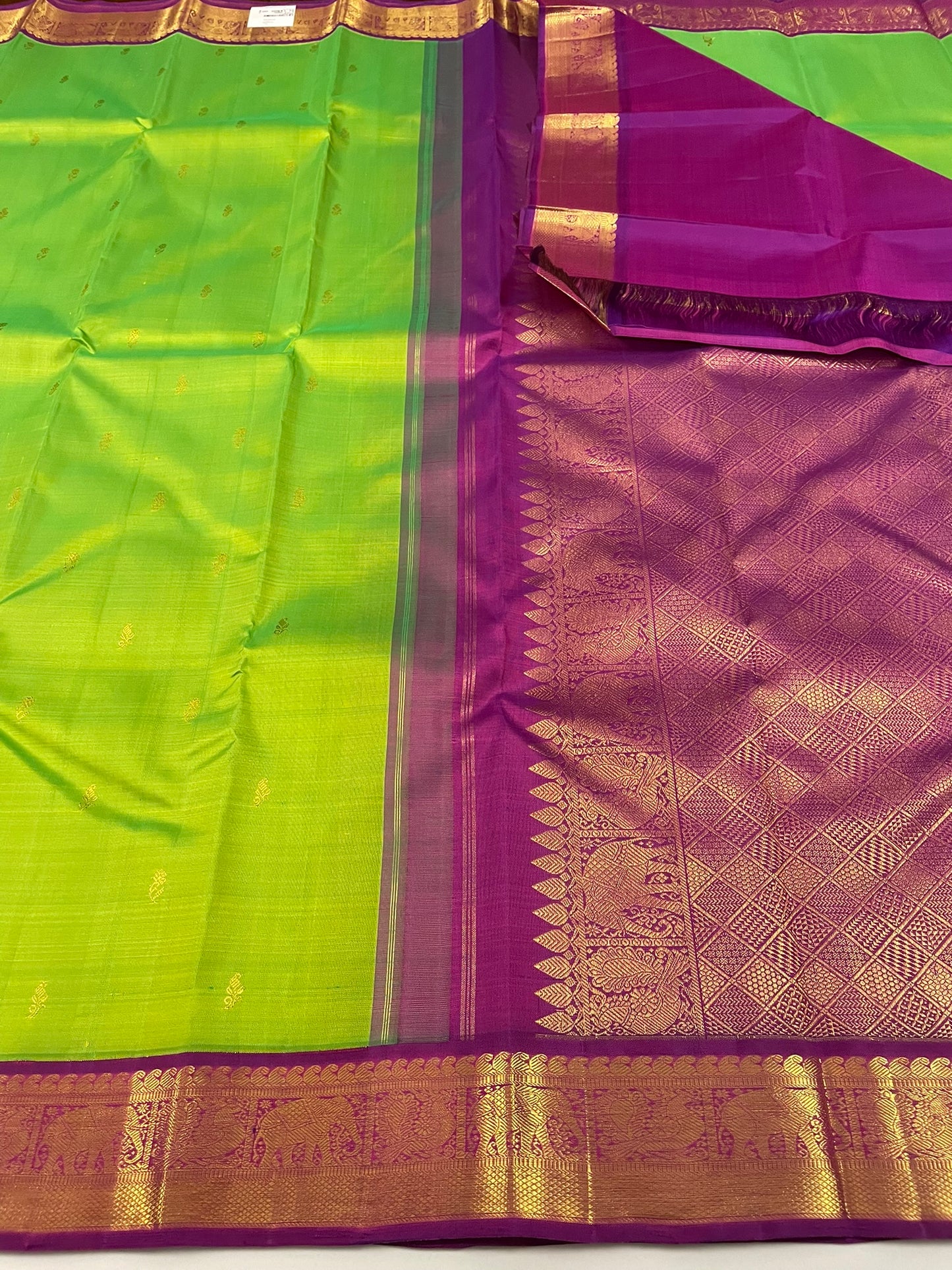 Kanchivaram Silk SBF33E3-1 By SRISHTA