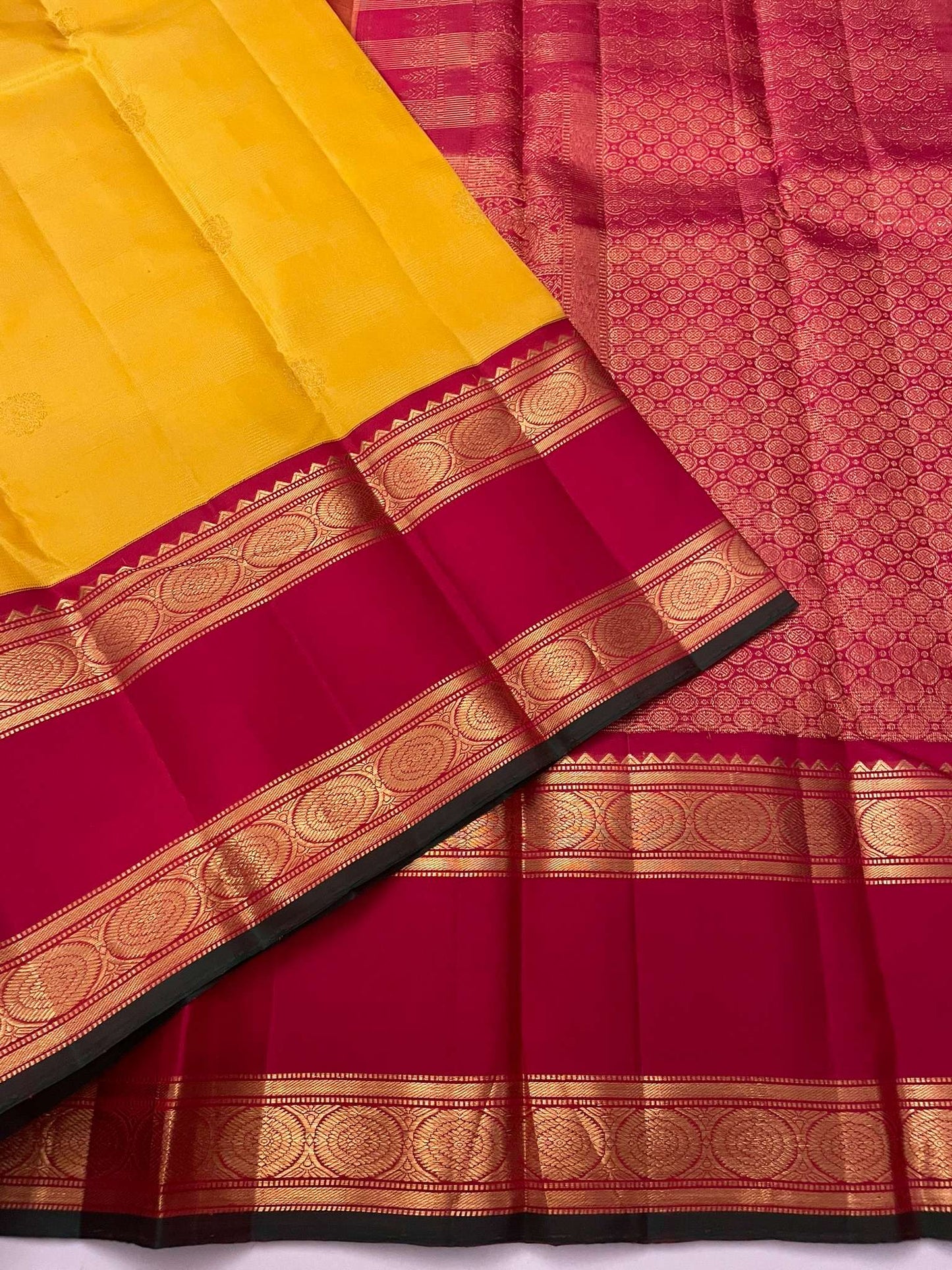 Kanchivaram Silk SBE241B22-1 By SRISHTA
