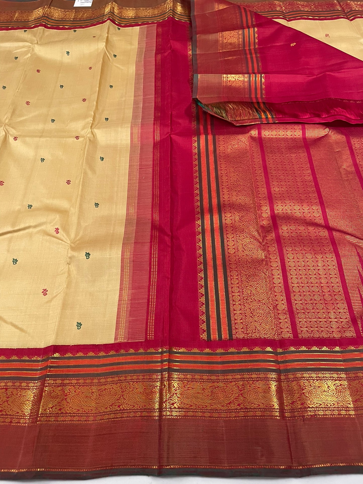 Kanchivaram Silk SBF36E5-1 By SRISHTA