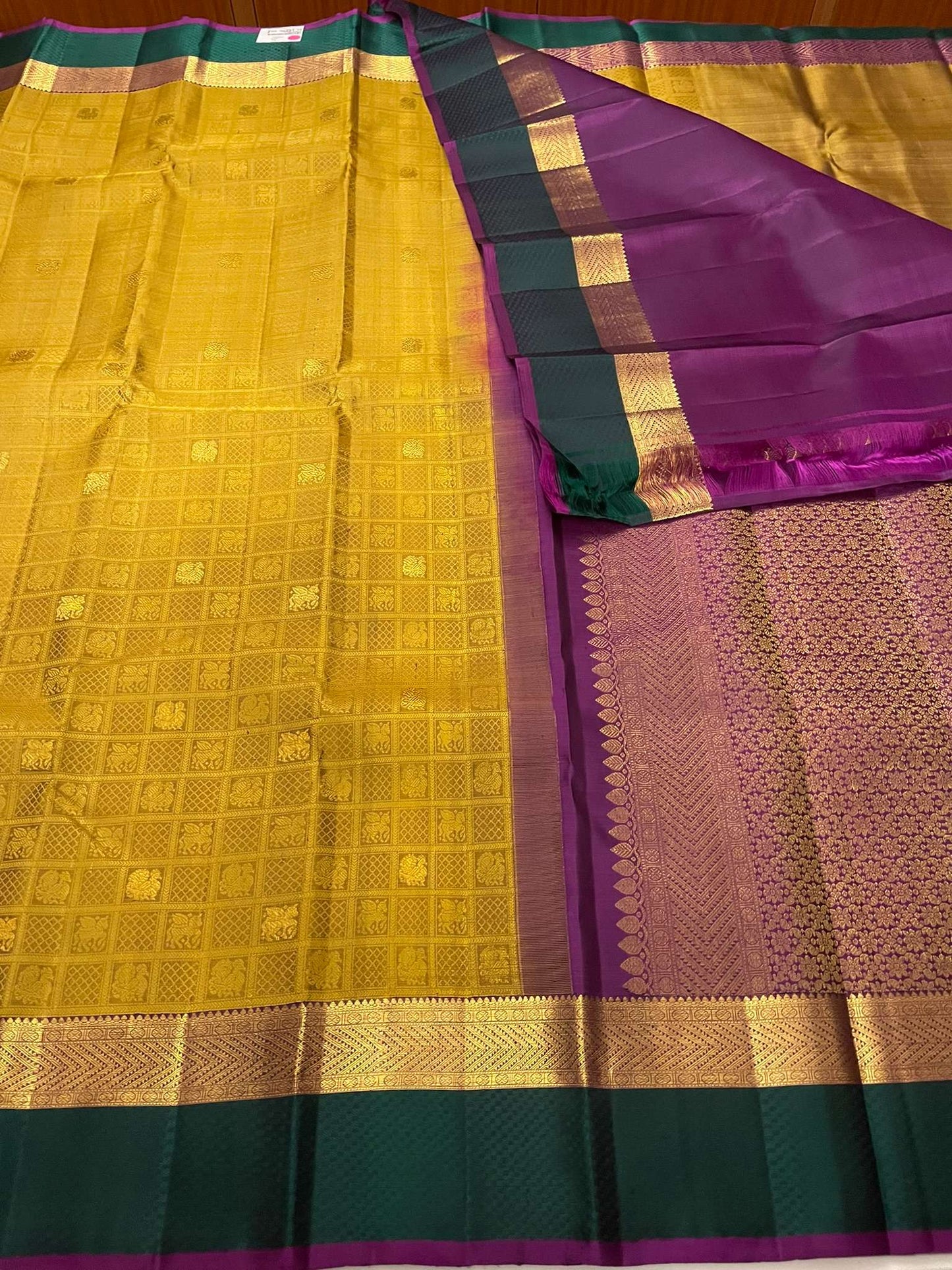 Kanchivaram Silk SBE241B26-1 By SRISHTA