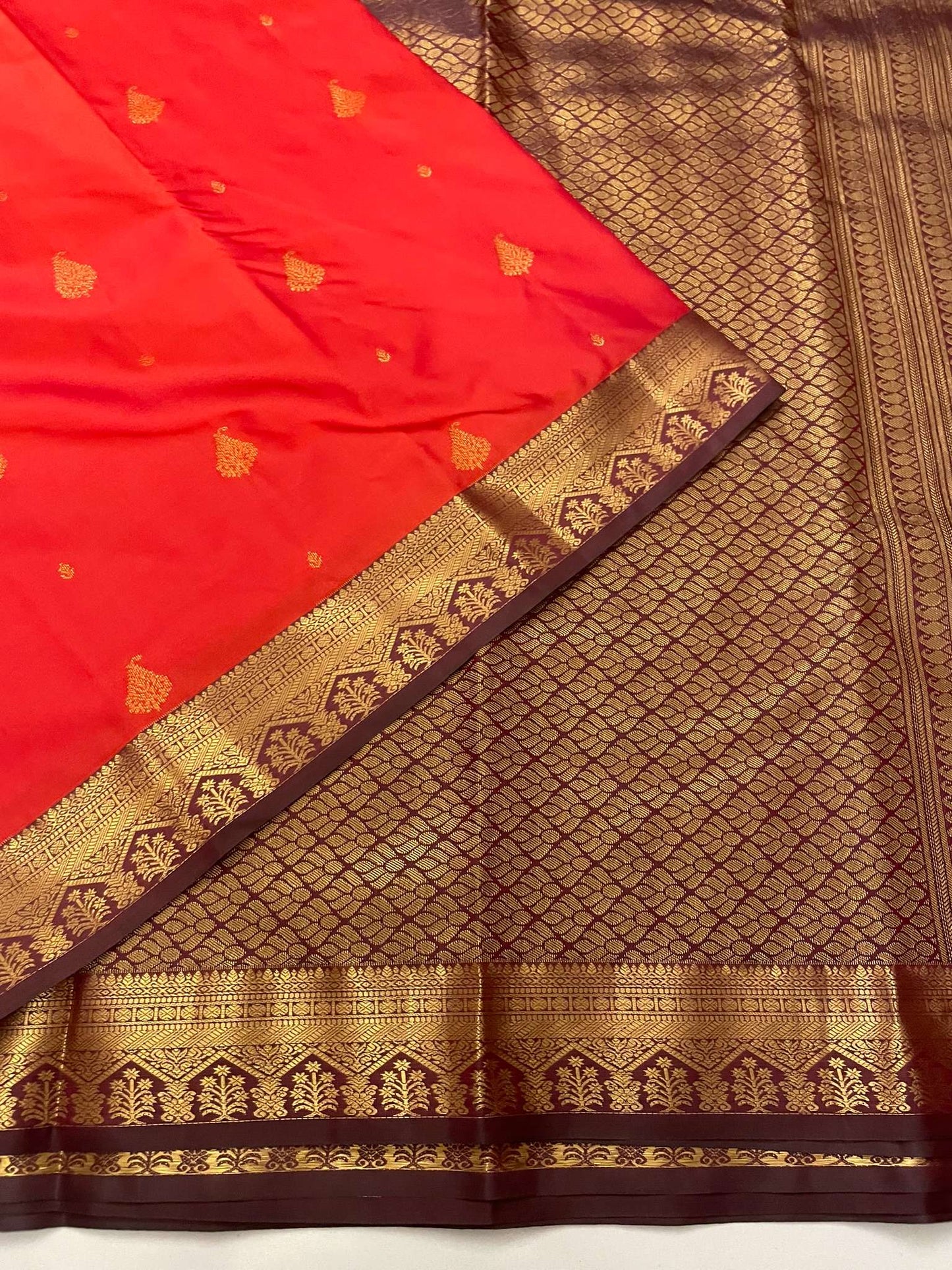 Kanchivaram Semi Silk SBE178J1-3 By SRISHTA