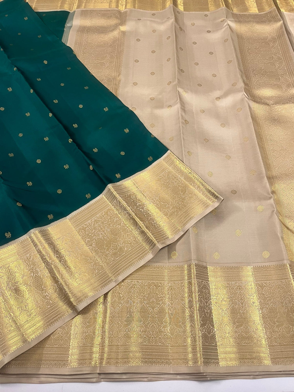 Kanchivaram Silk SBF152J14-2 By SRISHTA