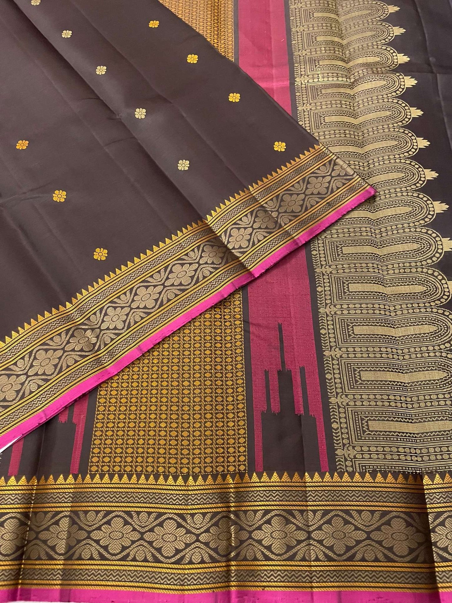 Kanchivaram Silk SBE188K17-1 By SRISHTA