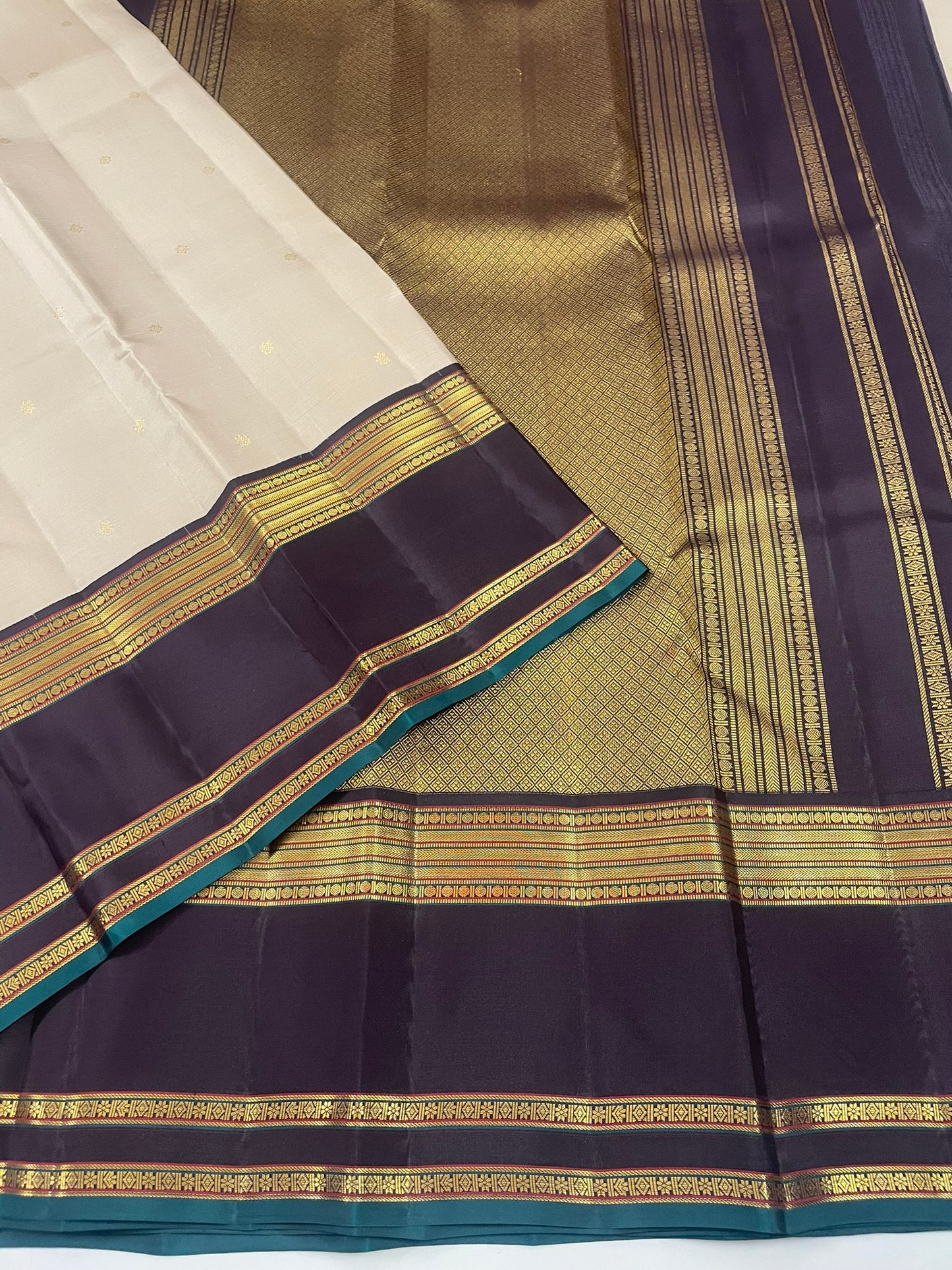 Kanchivaram Silk SBF45E1-8 By SRISHTA