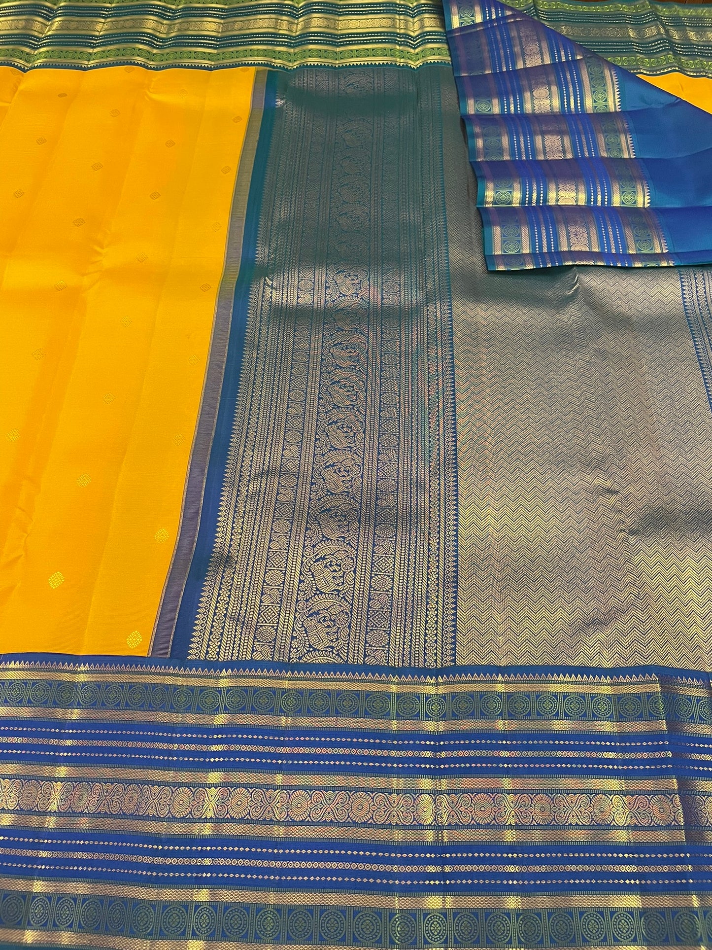 Kanchivaram Silk SBF45E3-8 By SRISHTA