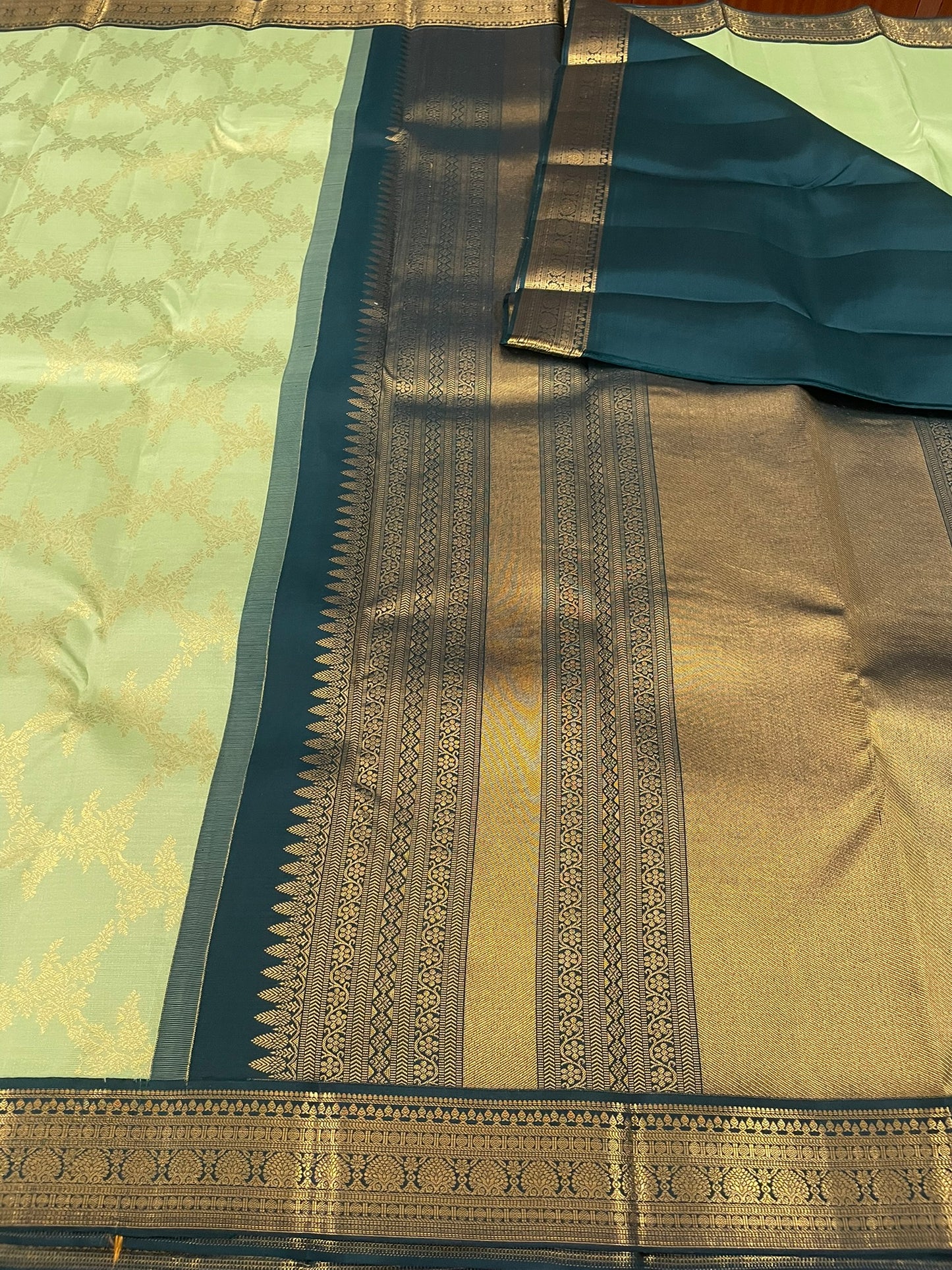 Kanchivaram Silk SBF45E10-3 By SRISHTA