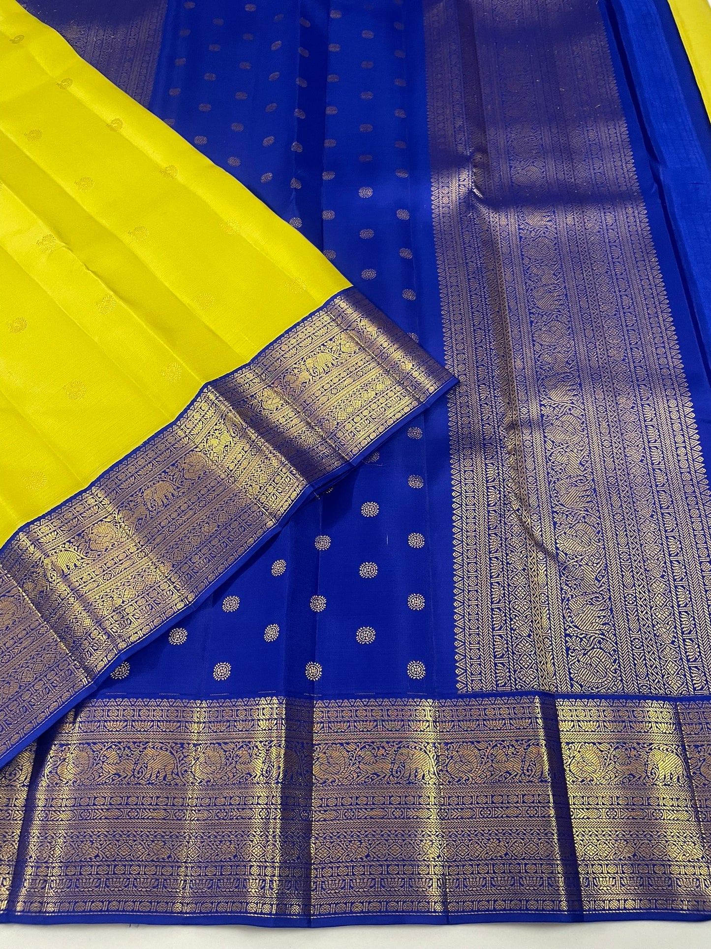 Kanchivaram Silk SBF45E8-1 By SRISHTA