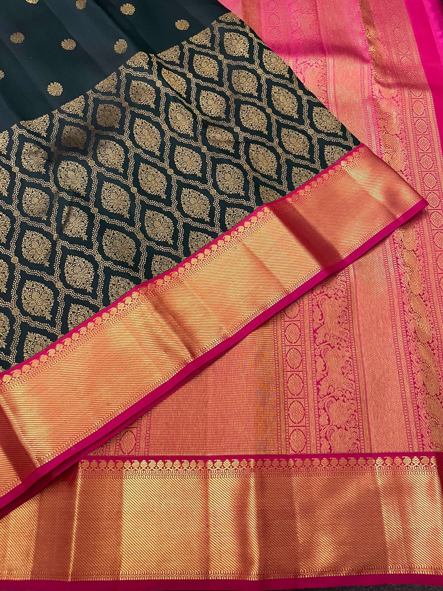 Kanchivaram Silk SBE187K5-3 By SRISHTA