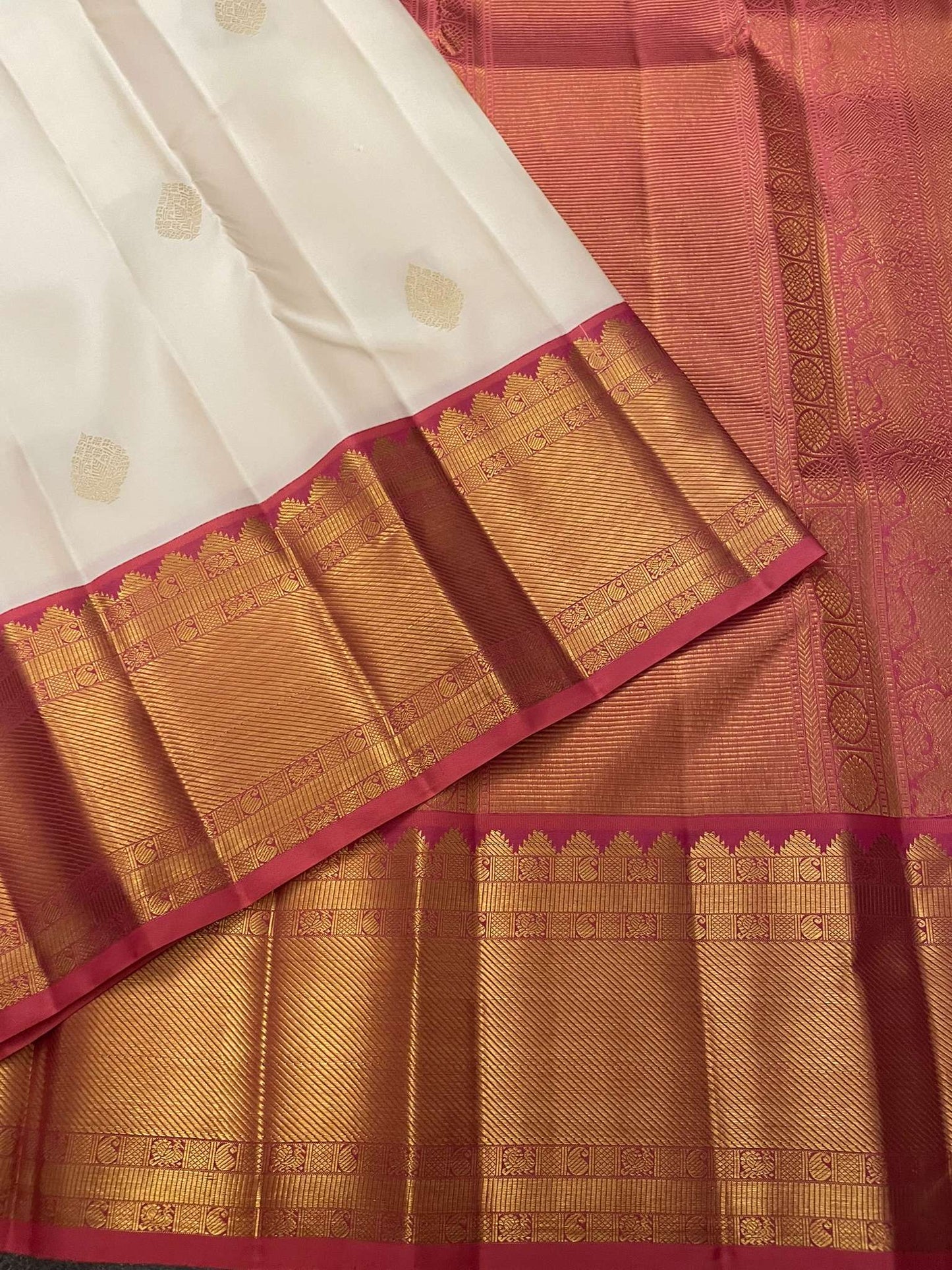 Kanchivaram Silk SBE187K3-16 By SRISHTA
