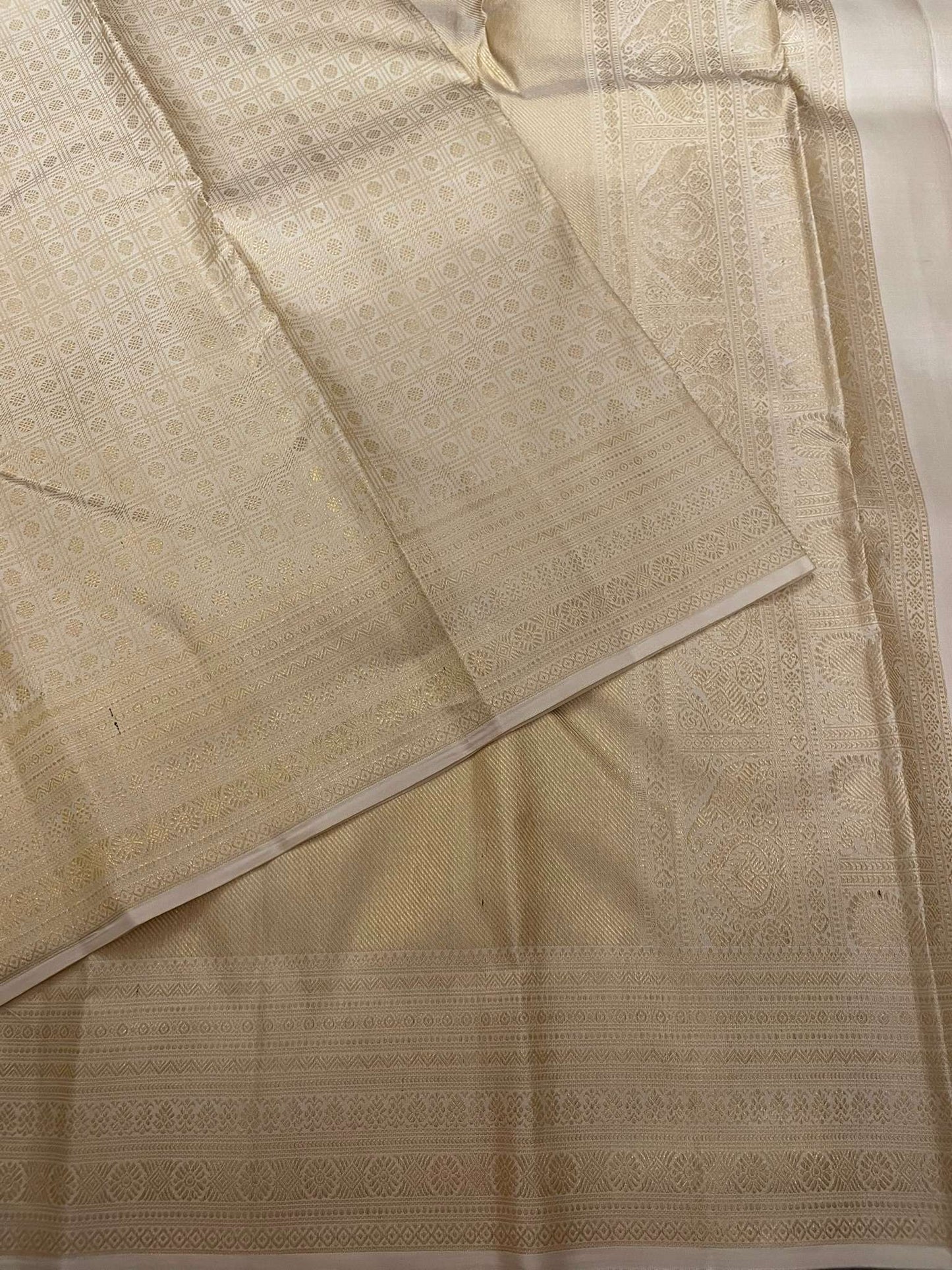 Kanchivaram Silk SBE187K7-16 By SRISHTA