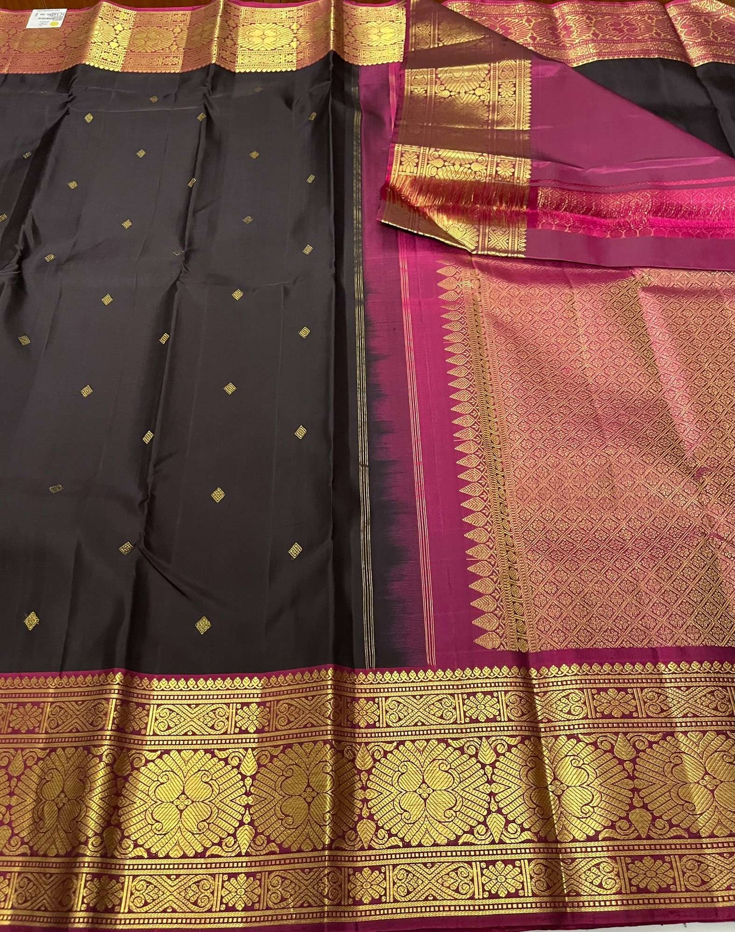 Kanchivaram Silk SBE194K5-1 By SRISHTA