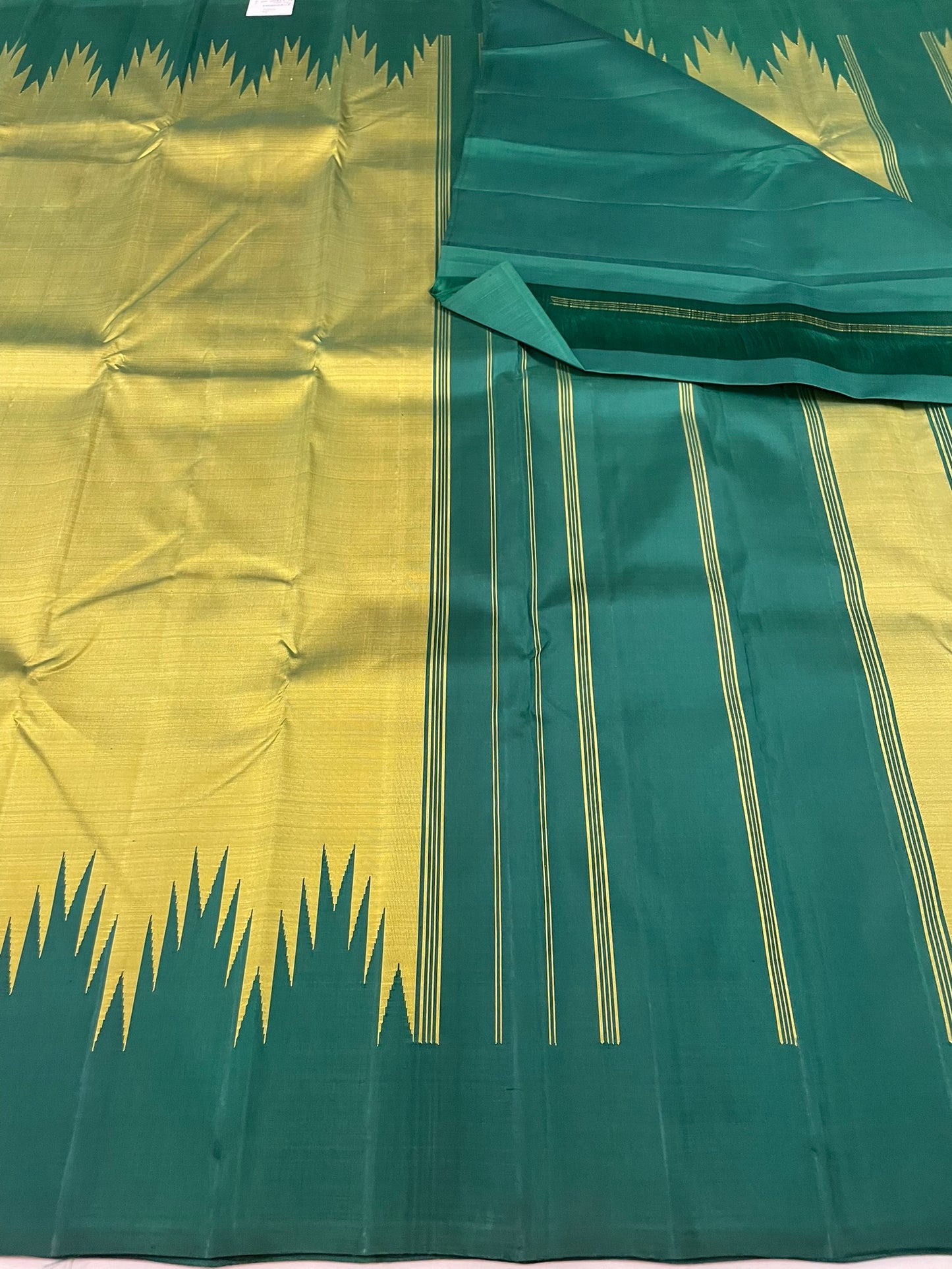 Kanchivaram Silk SBF51F1-1 By SRISHTA