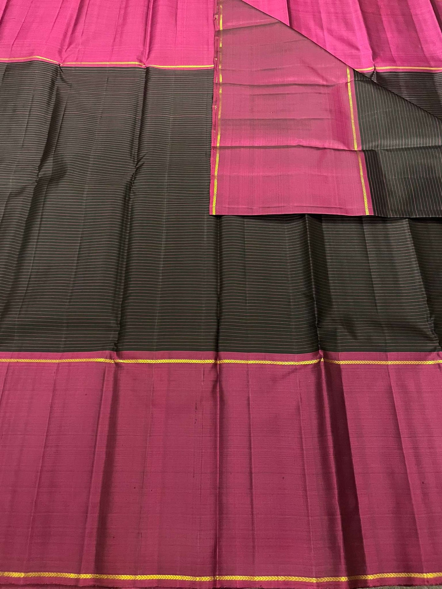 Kanchivaram Silk SBE162J2-1 By SRISHTA