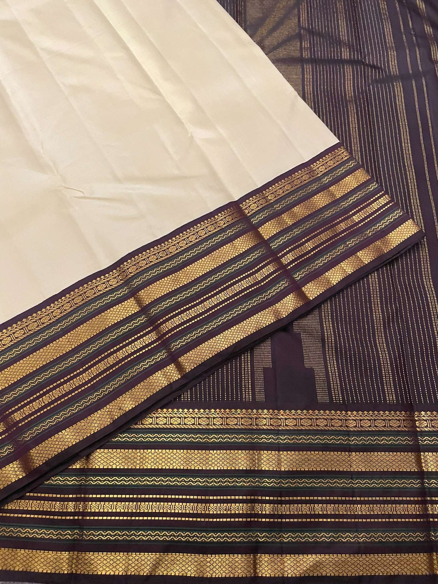 Kanchivaram Silk SBE197K22-1 By SRISHTA