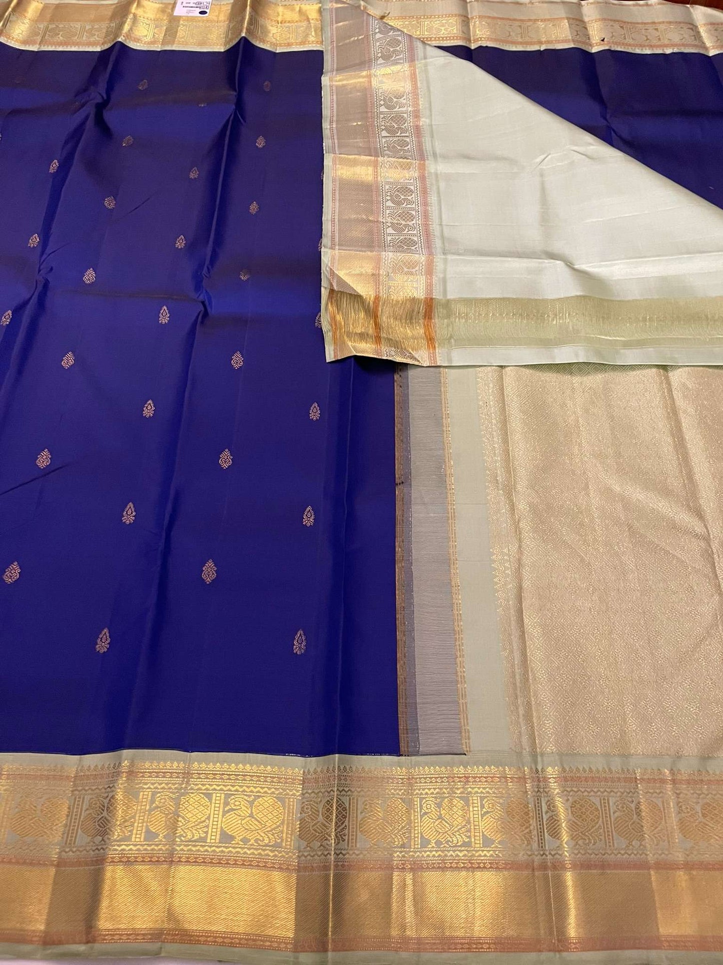 Kanchivaram Silk SBE197K17-1 By SRISHTA