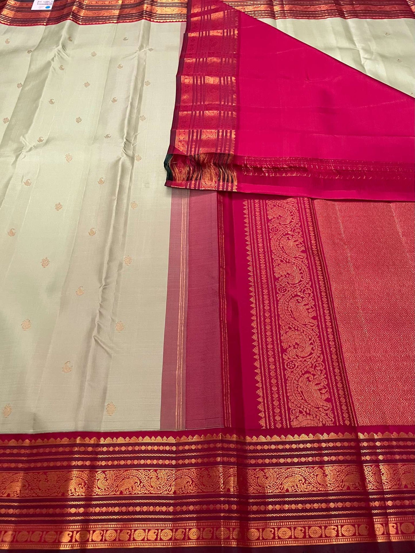 Kanchivaram Silk SBE197K16-1 By SRISHTA