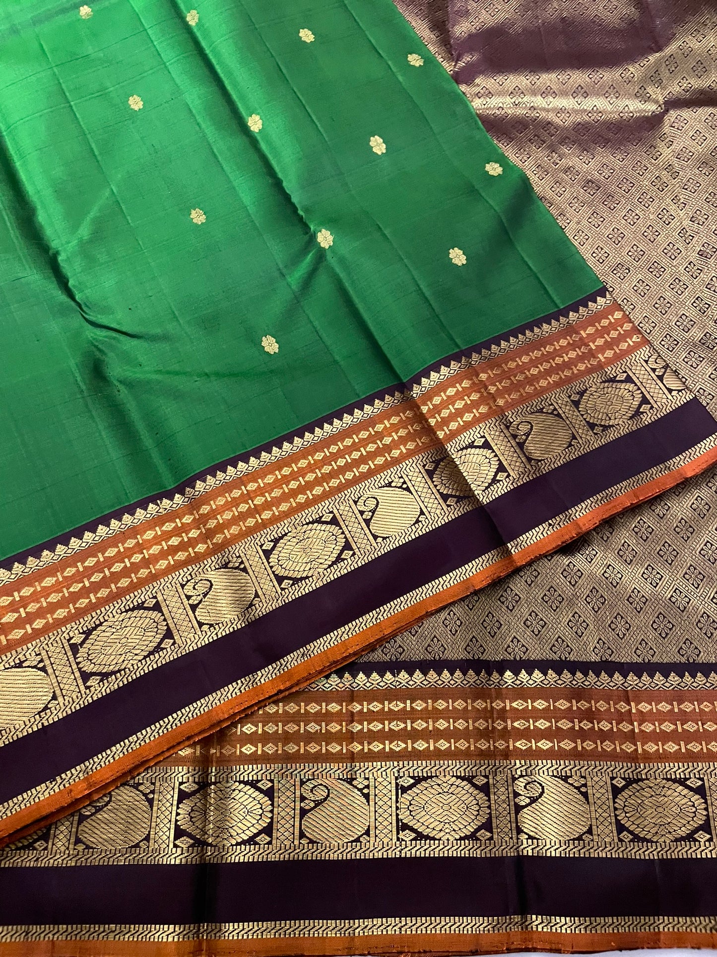 Kanchivaram Silk SBE167j6-1 By SRISHTA