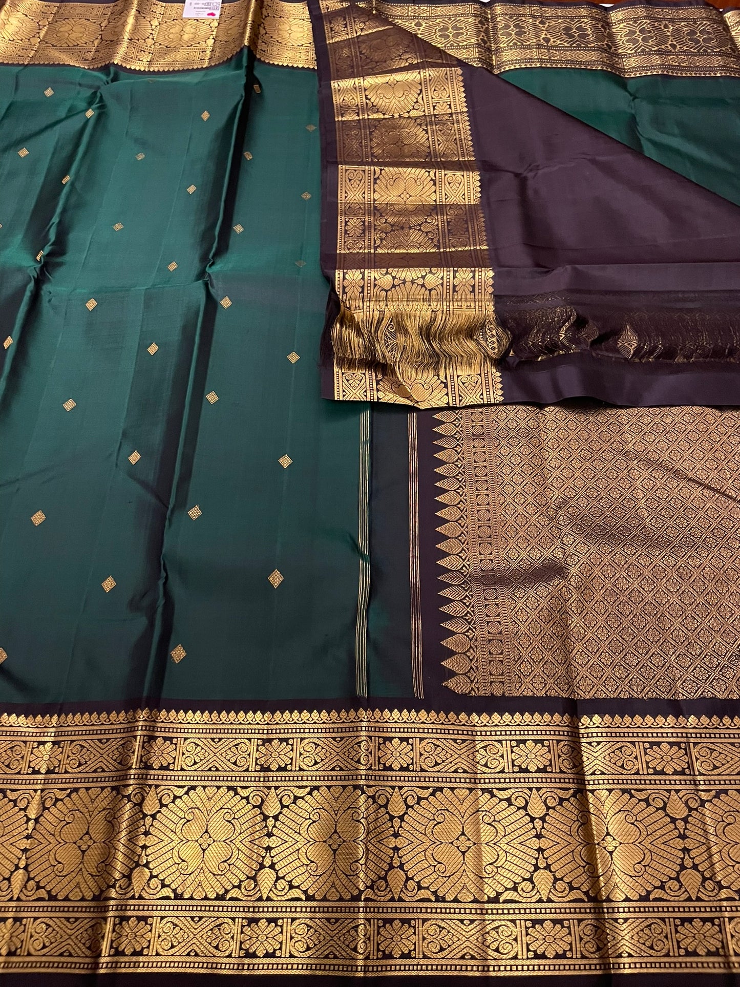 Kanchivaram Silk SBE167j7-1 By SRISHTA