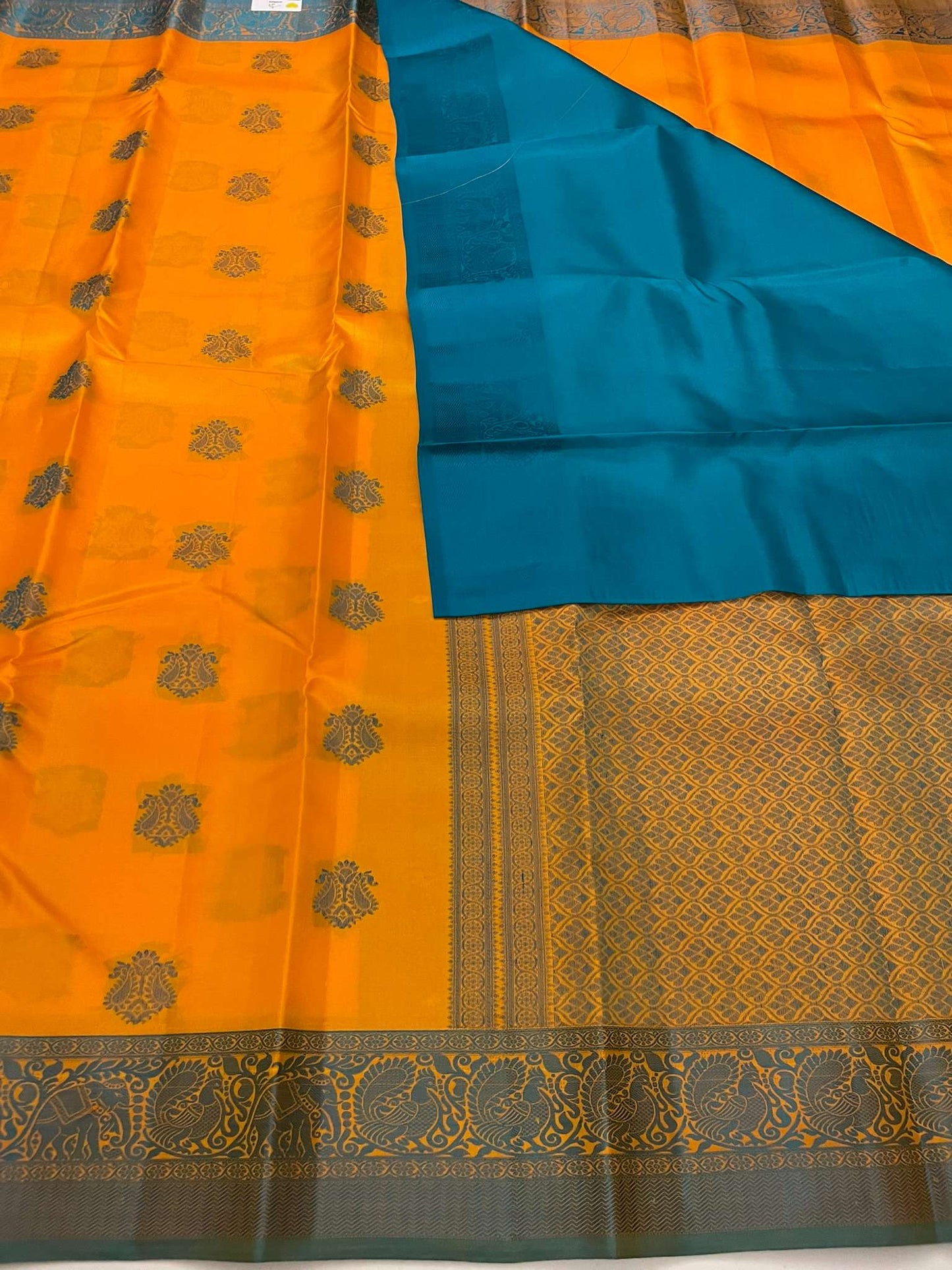 Kanchivaram Silk SBE152j8-4By SRISHTA
