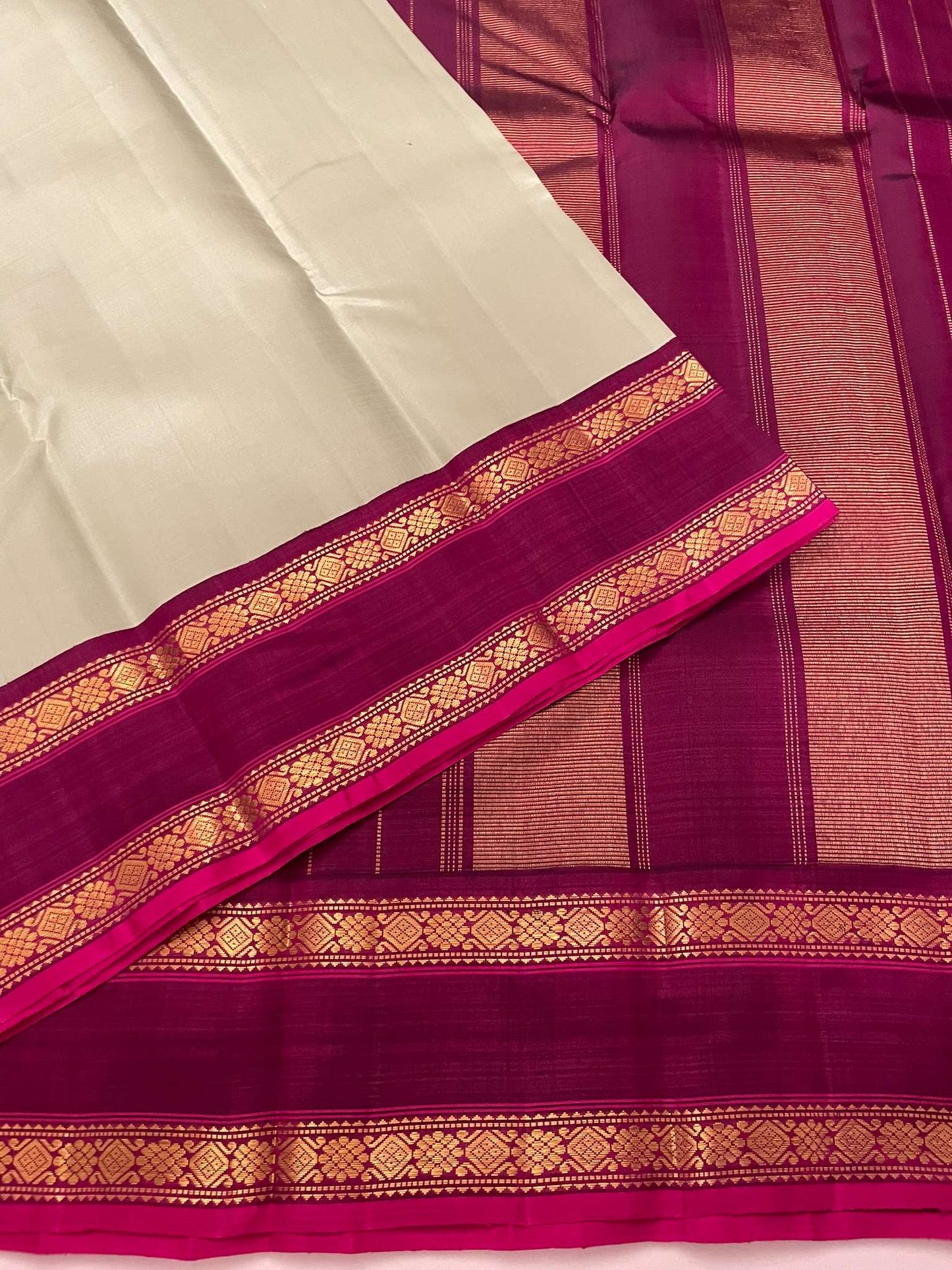 Kanchivaram Silk SBE146J7-2 By SRISHTA