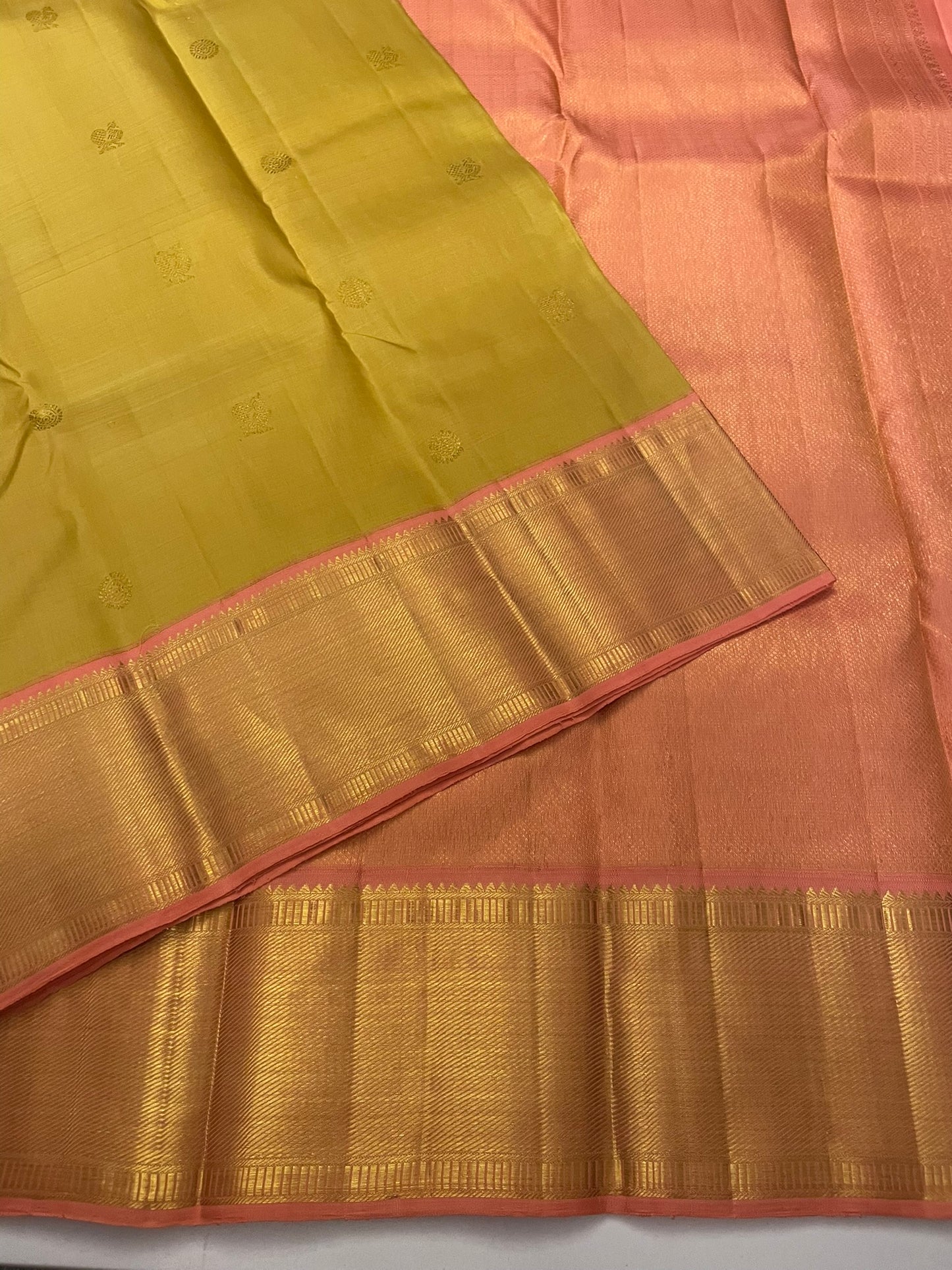 Kanchivaram Silk SBE202k5-2 By SRISHTA
