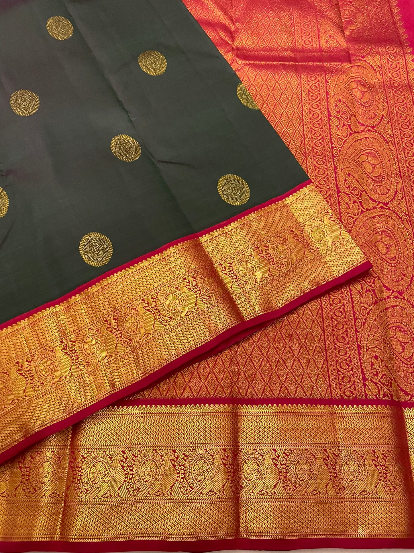 Kanchivaram Silk SBE202k5-3 By SRISHTA