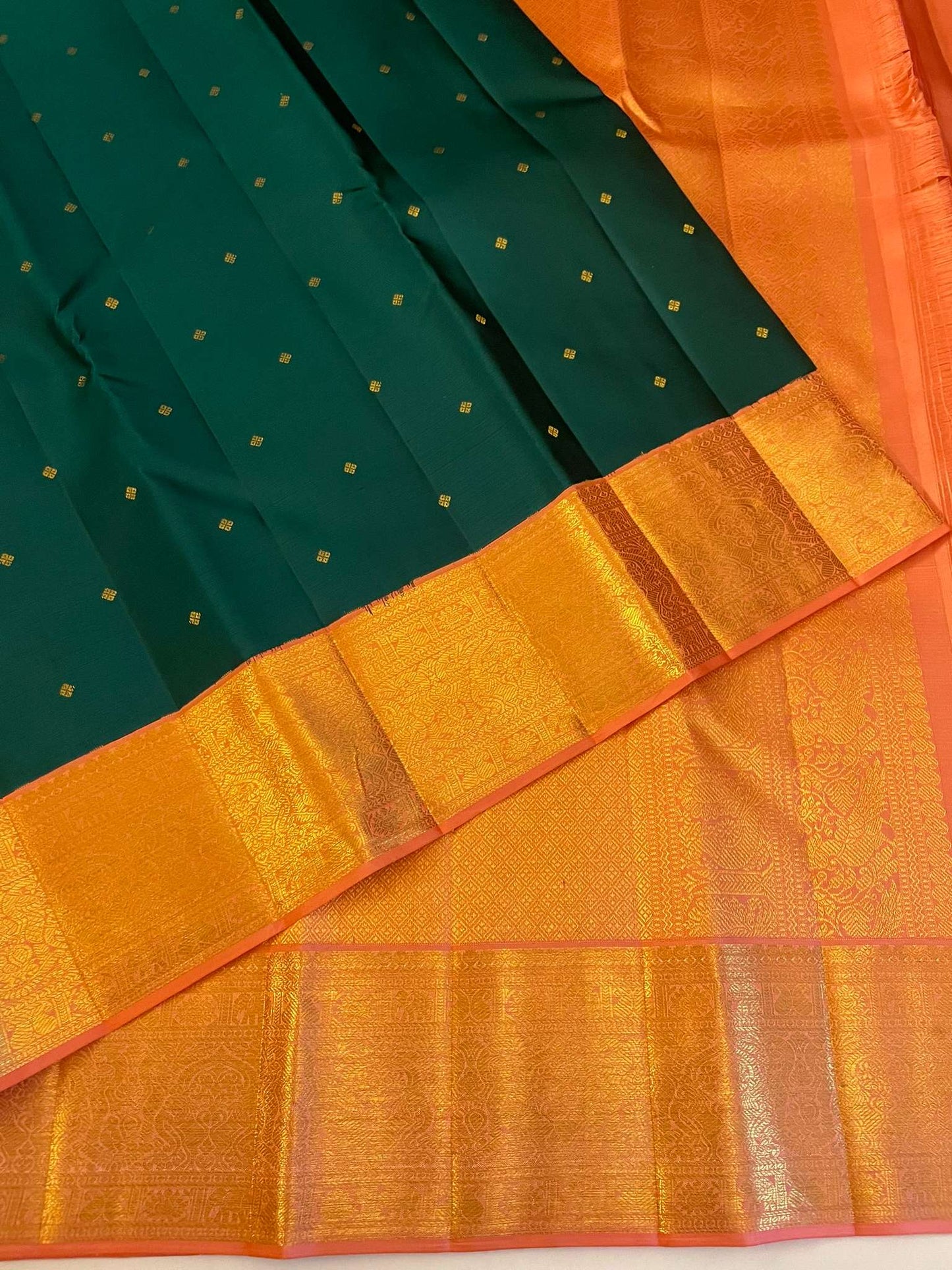 Kanchivaram Silk SBE201K5-5 By SRISHTA