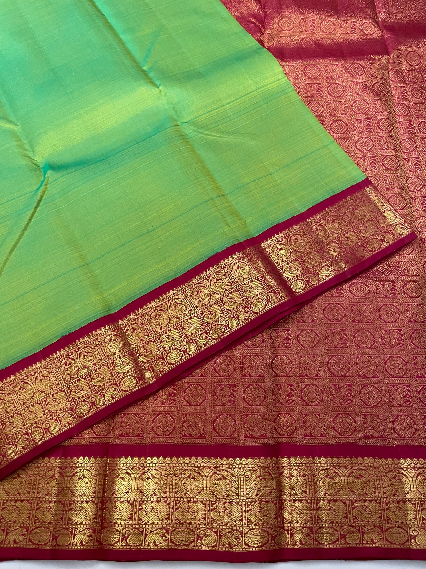Kanchivaram Silk SBE205L5-2 By SRISHTA