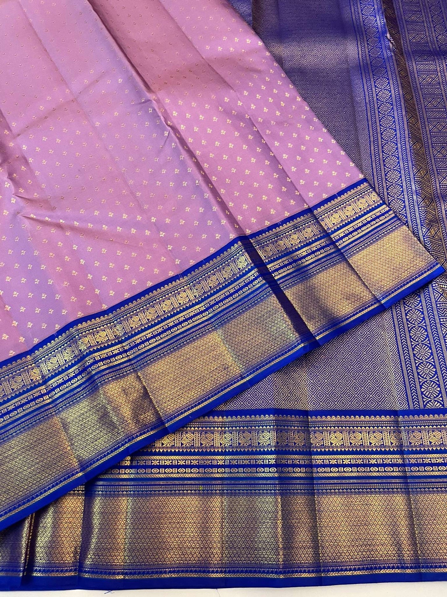 Kanchivaram Silk SBE201K12-11 By SRISHTA