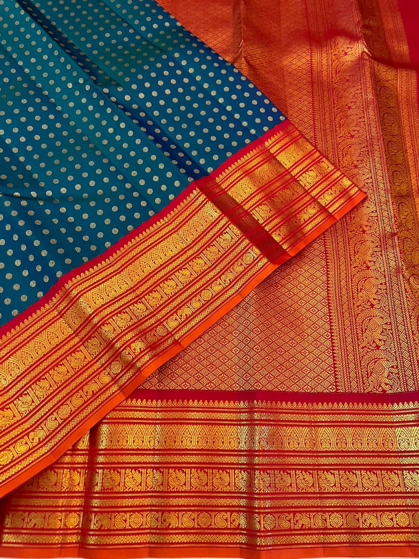 Kanchivaram Silk SBE201K12-8 By SRISHTA
