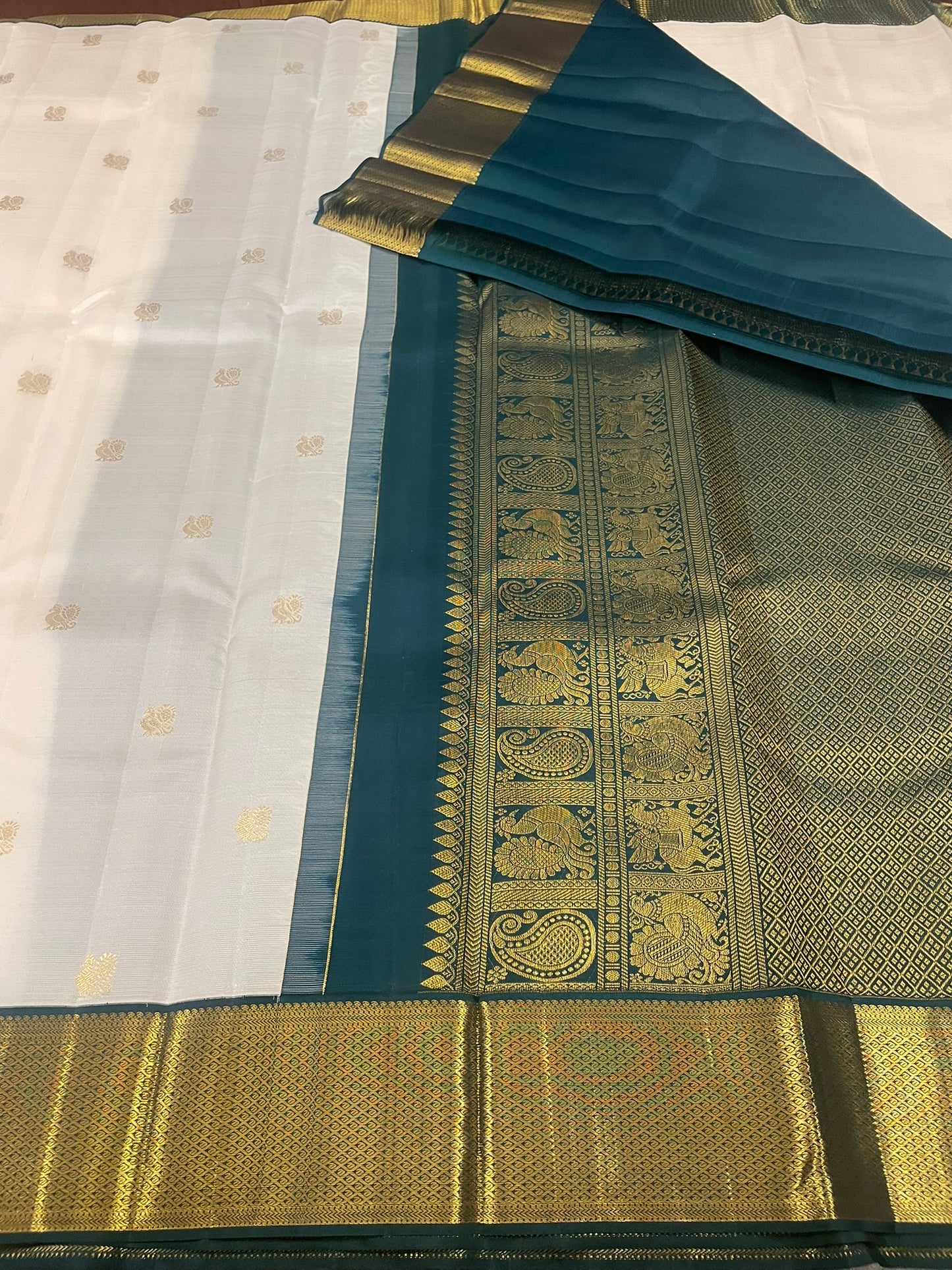 Kanchivaram Silk SBF38E16-1 By SRISHTA
