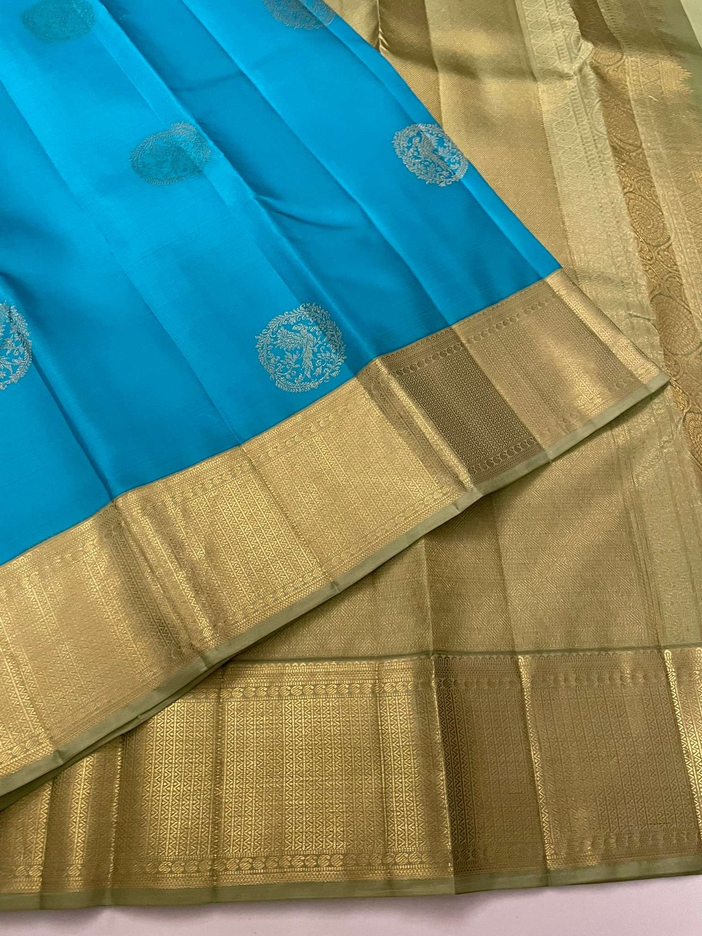 Kanchivaram Silk SBE201K14-11 By SRISHTA