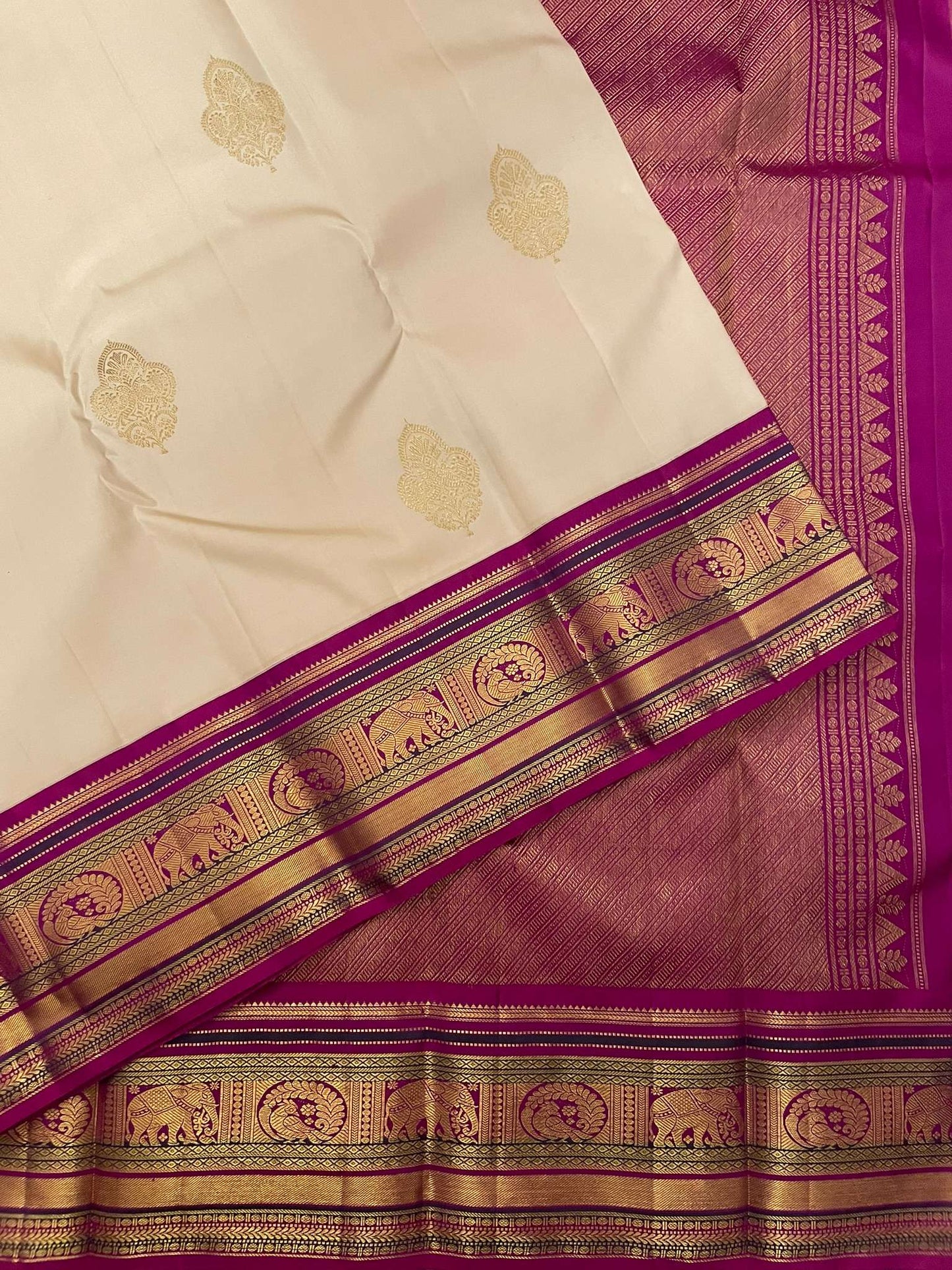 Kanchivaram Silk SBE206L5-1 By SRISHTA