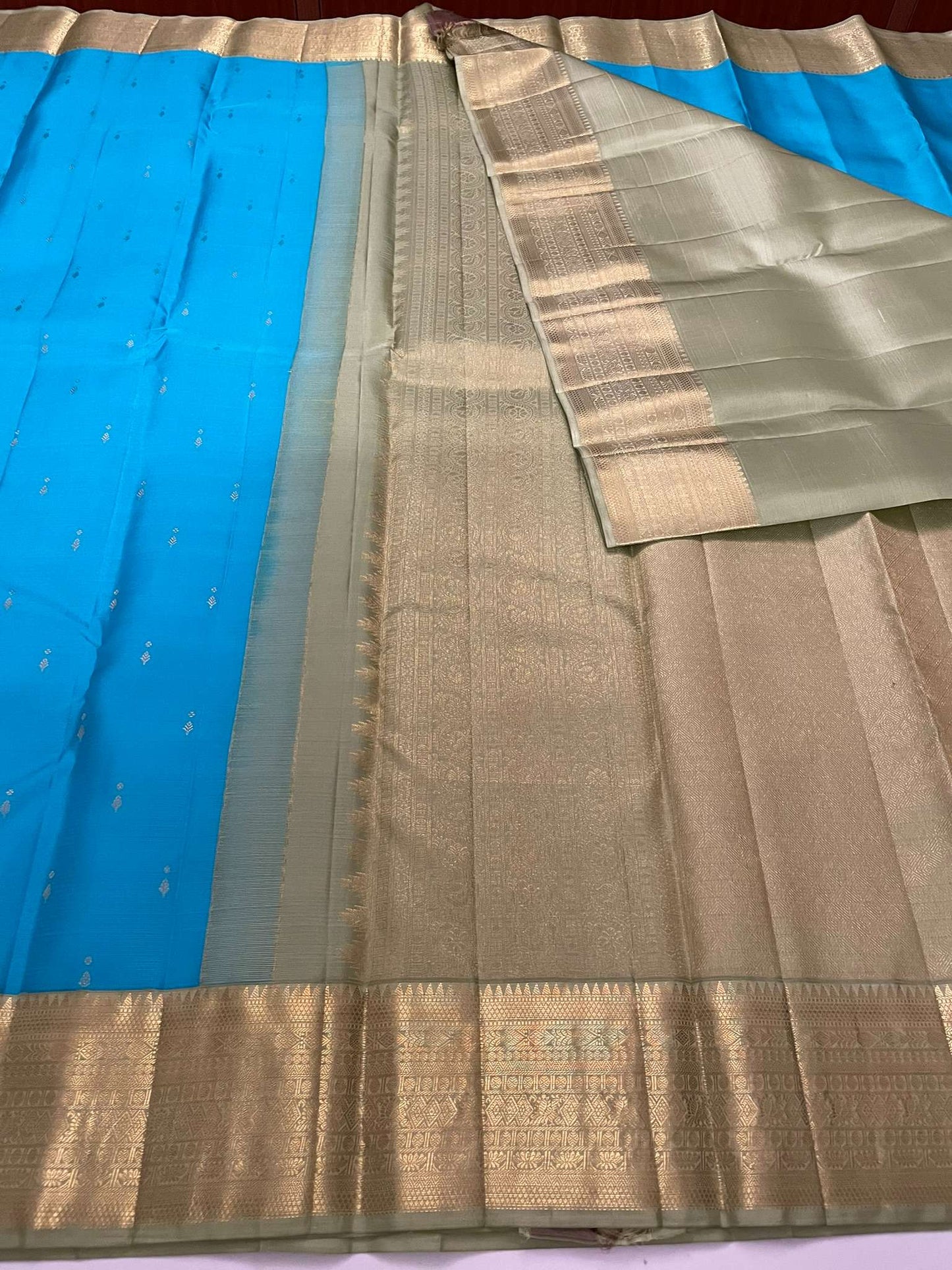 Kanchivaram Silk SBE201K14-7 By SRISHTA