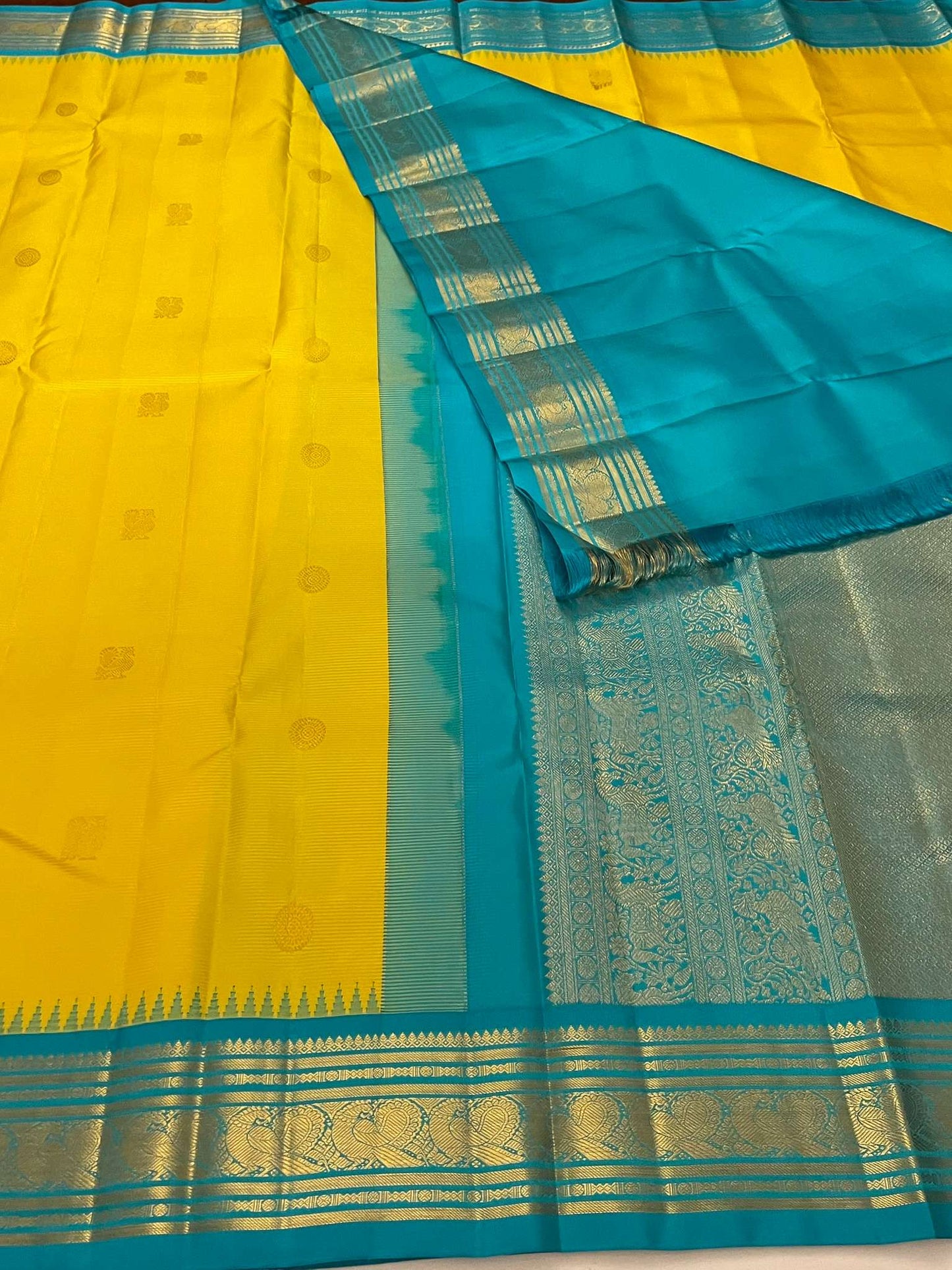 Kanchivaram Silk SBE208L2-7 By SRISHTA
