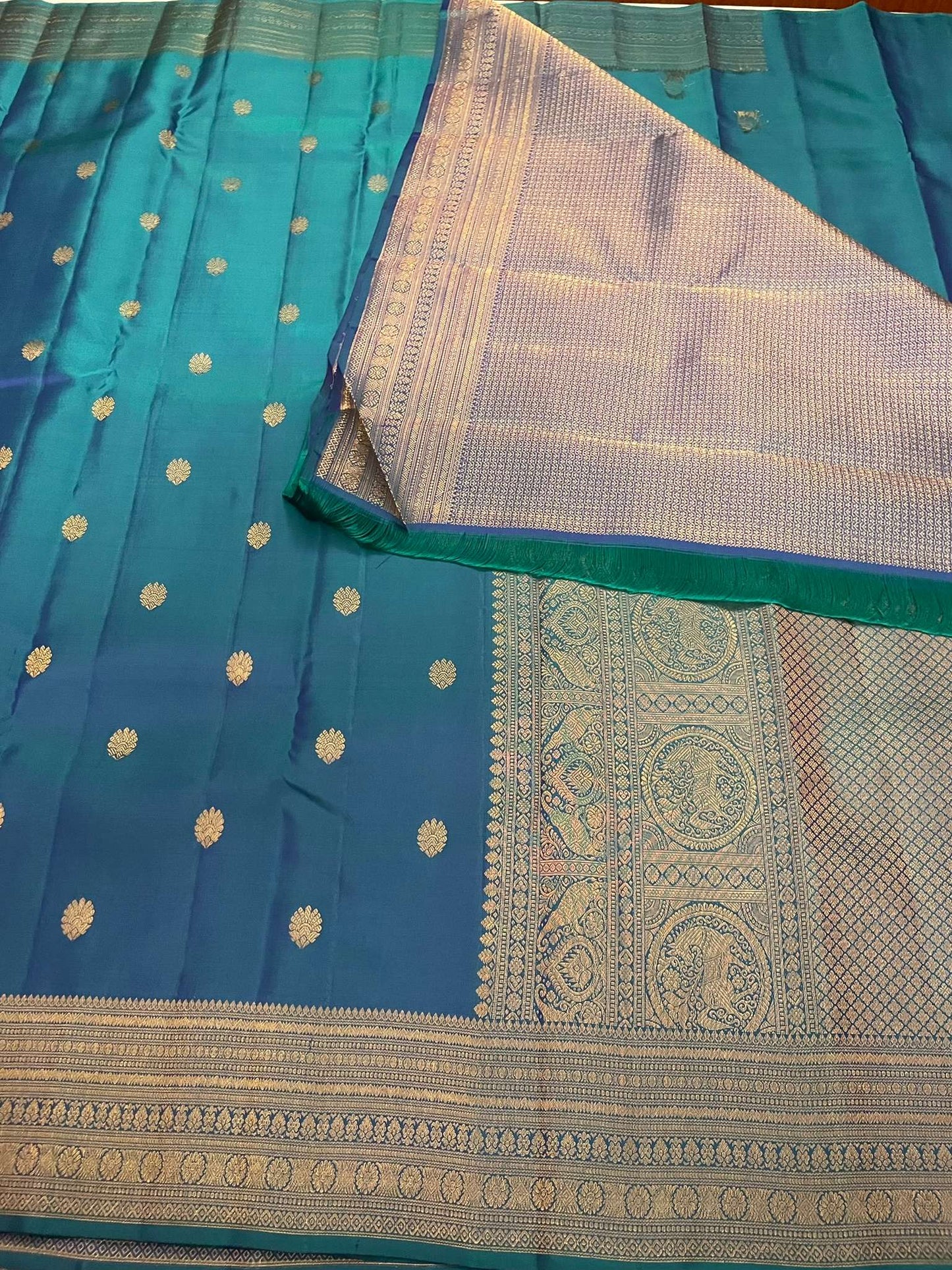 Kanchivaram Silk SBE187K9-3 By SRISHTA